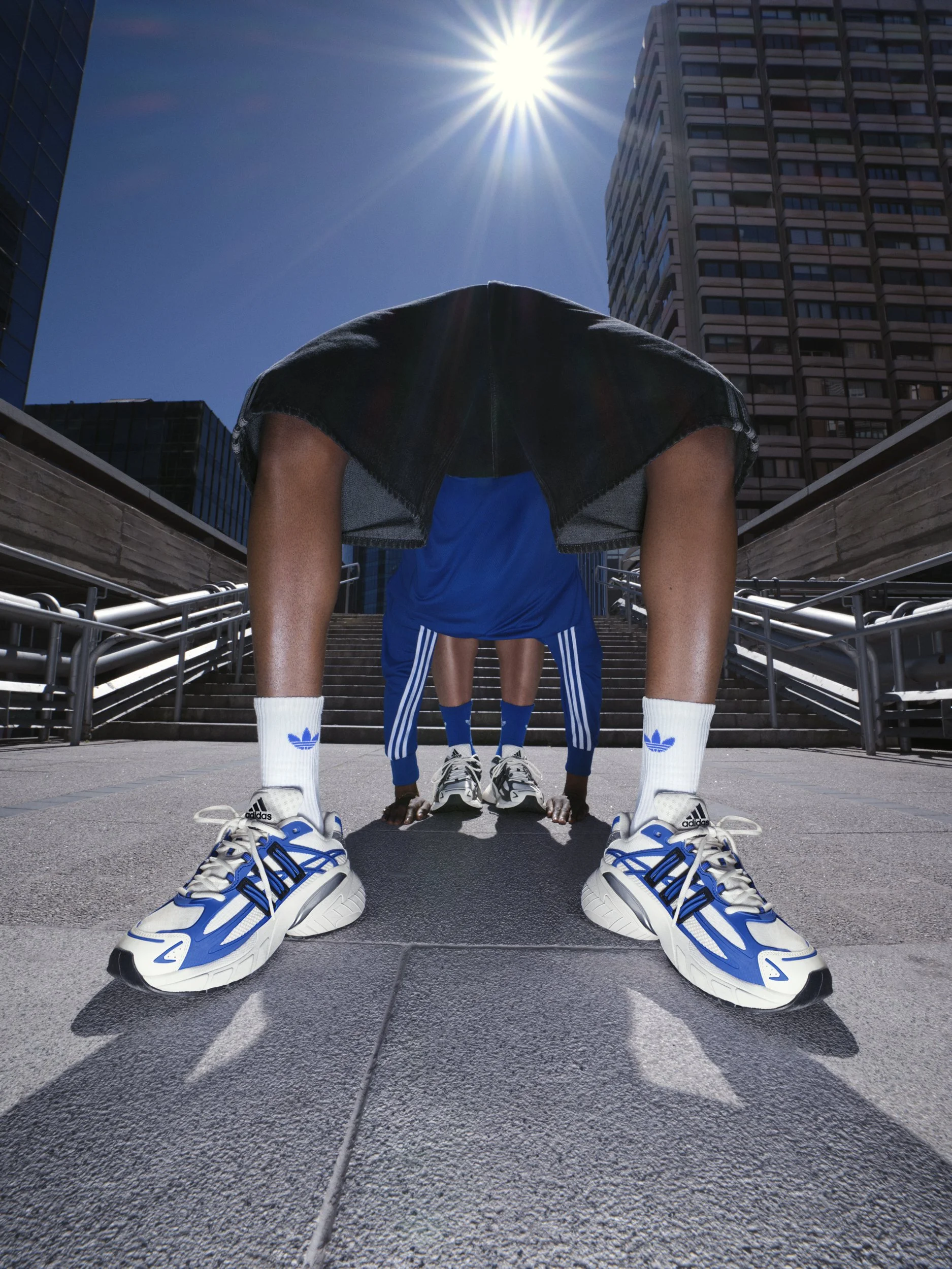 FW26_ADIDAS_ADISTAR_XLG_OG_U_KI4505_KJ7895_FULLBODY_JUNE_DUO_087_ALT _LR.jpg