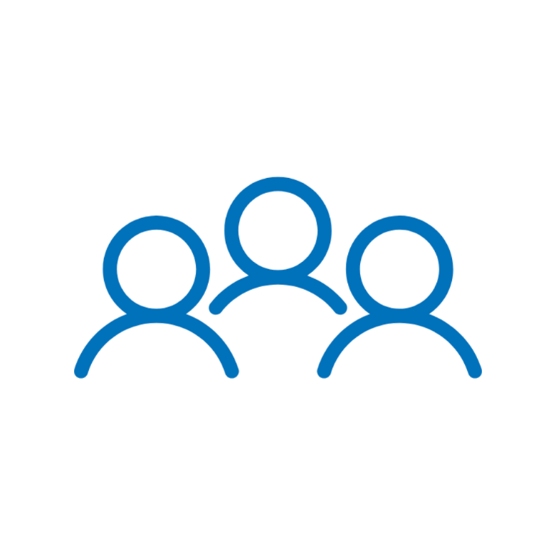 Icon of three people with a speech bubble, representing a group discussion or crowd.
