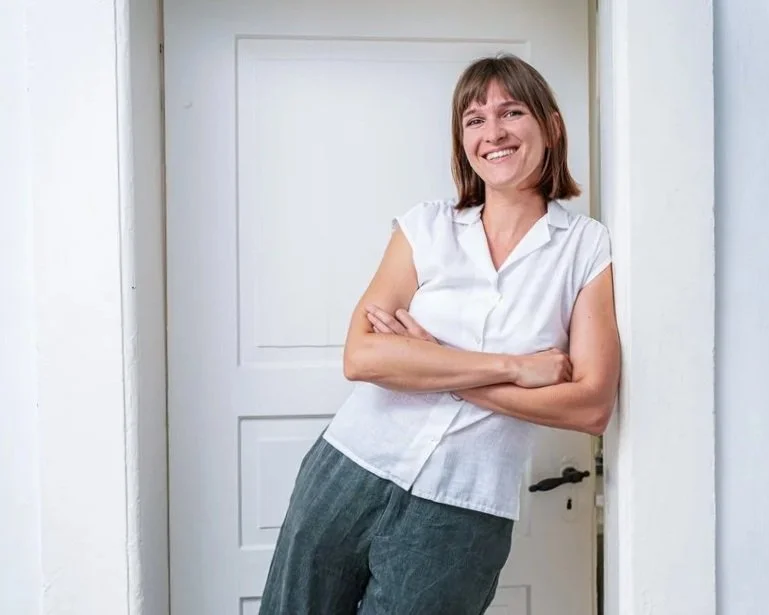 Vera Reich ist Grafikerin und Designerin und ein Teil des Kreativkollektivs La Squadra in Chur