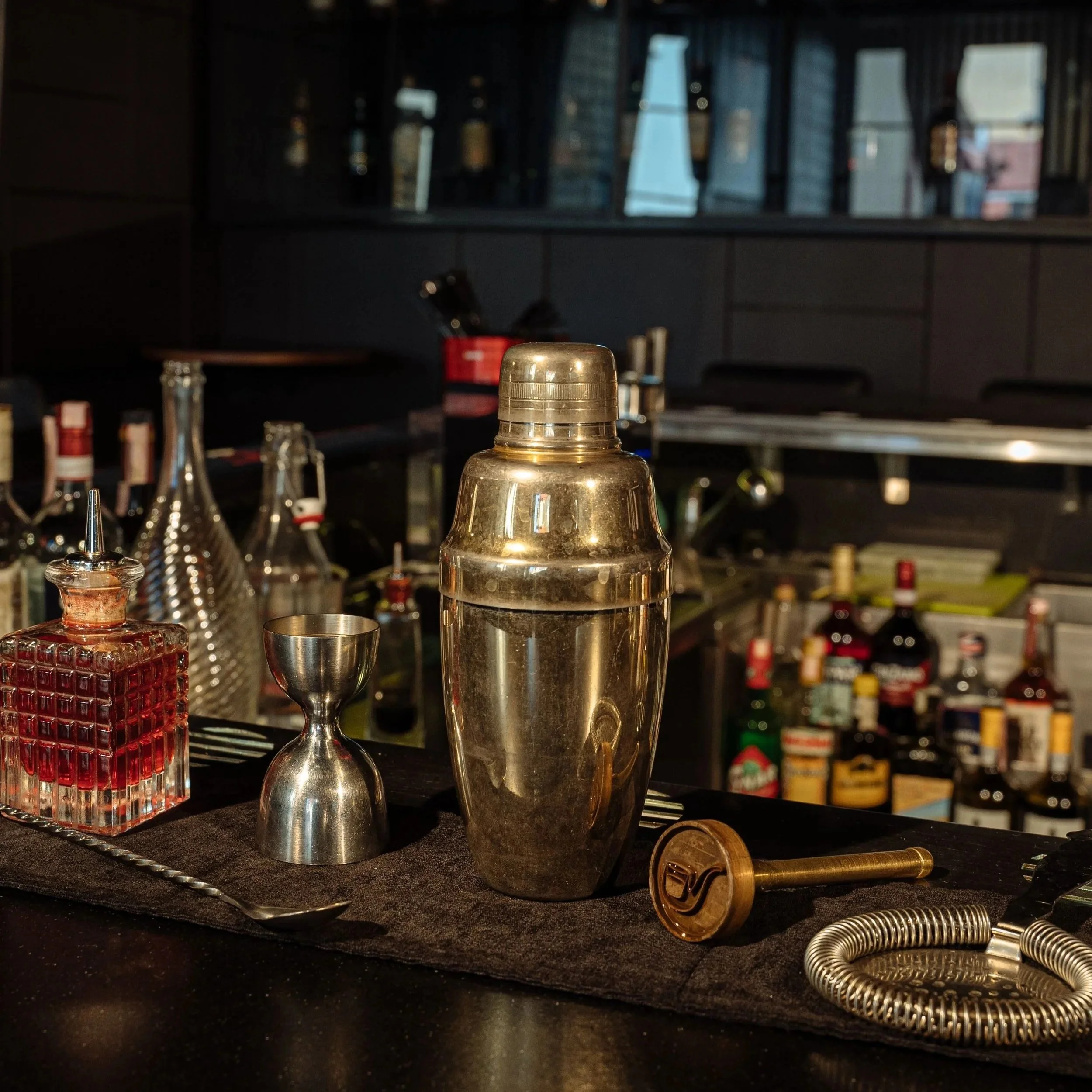 Signature Shaker Set