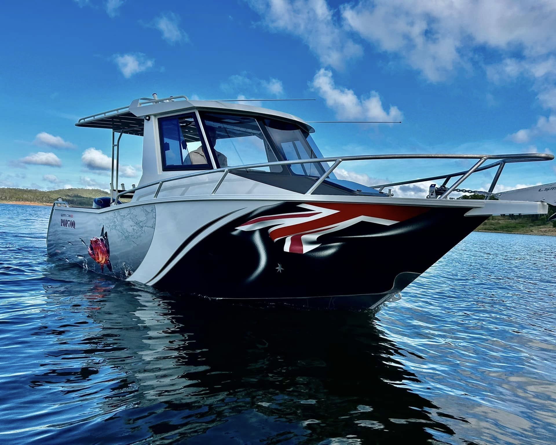 Sherwood Marine 700HT - 7m Hardtop aluminium boat kit - on the water, port bow quarter

