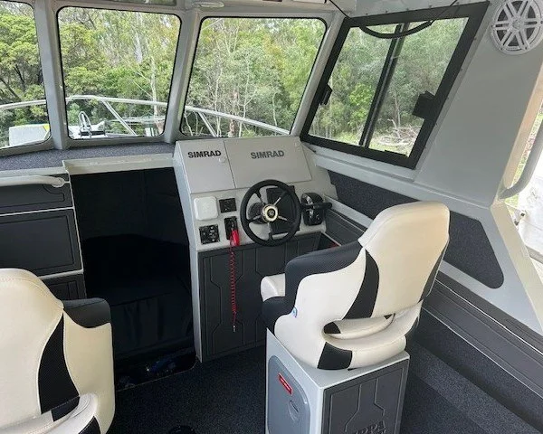 Sherwood Marine 700HT - 7m Hardtop aluminium boat kit - cabin interior and helm from port
