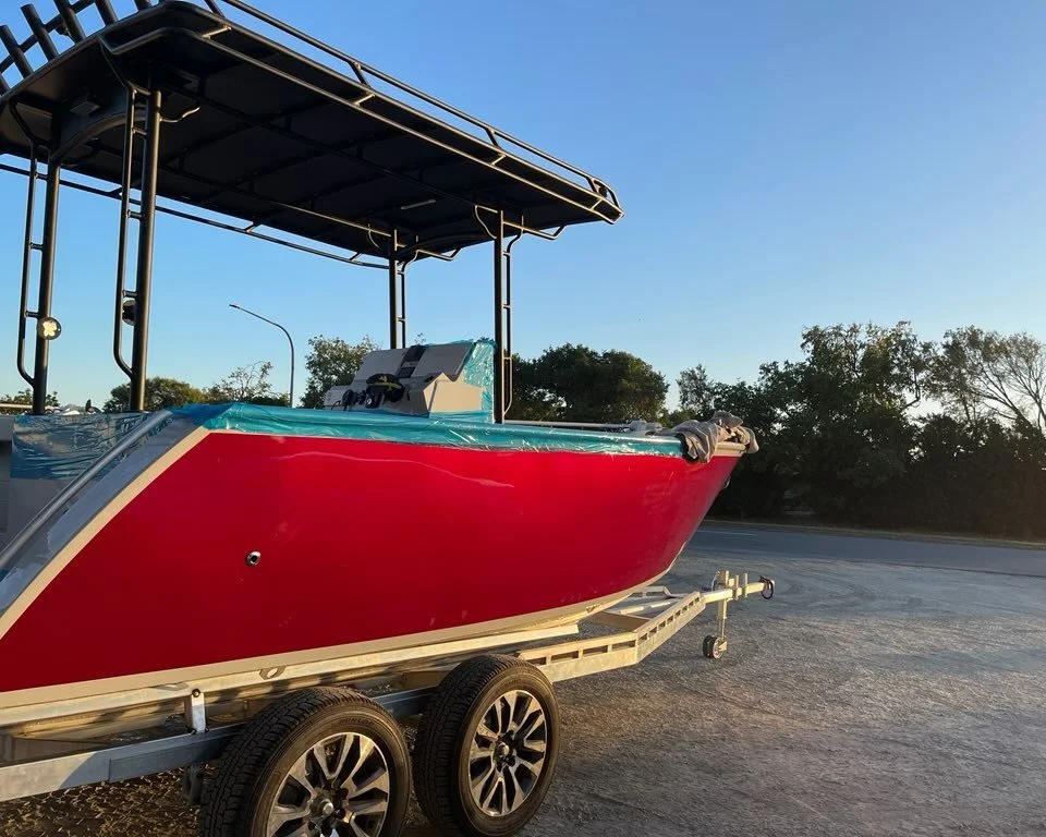 Sherwood Marine 600CC - 6m Centre Console aluminium boat kit - finished boat on the trailer, starboard profile
