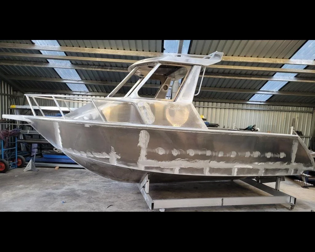 Sherwood Marine 600HT - 6m Hardtop aluminium boat kit - bare hull and hardtop, port profile

