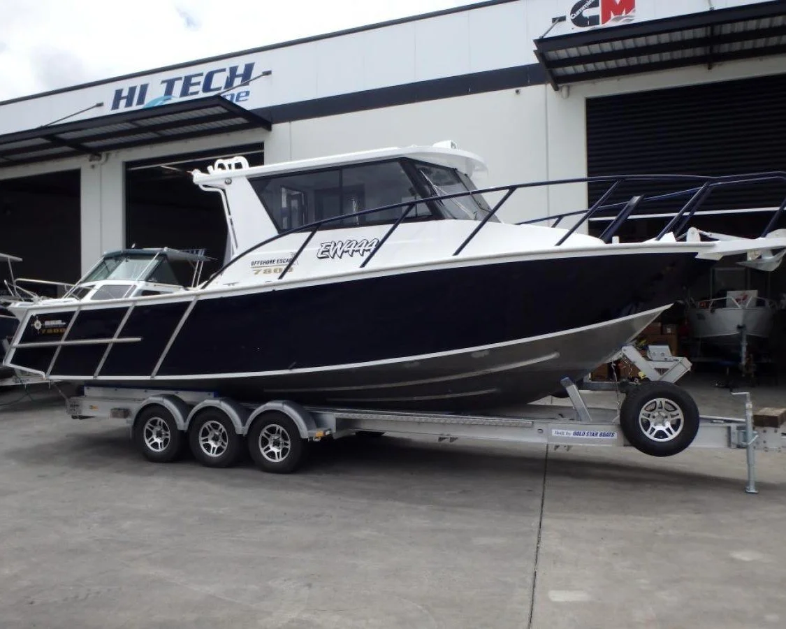 Sherwood Marine 780CAB - 7.8m Full Cab aluminium boat kit - on trailer, starboard profile - sterndrive (old cab)

