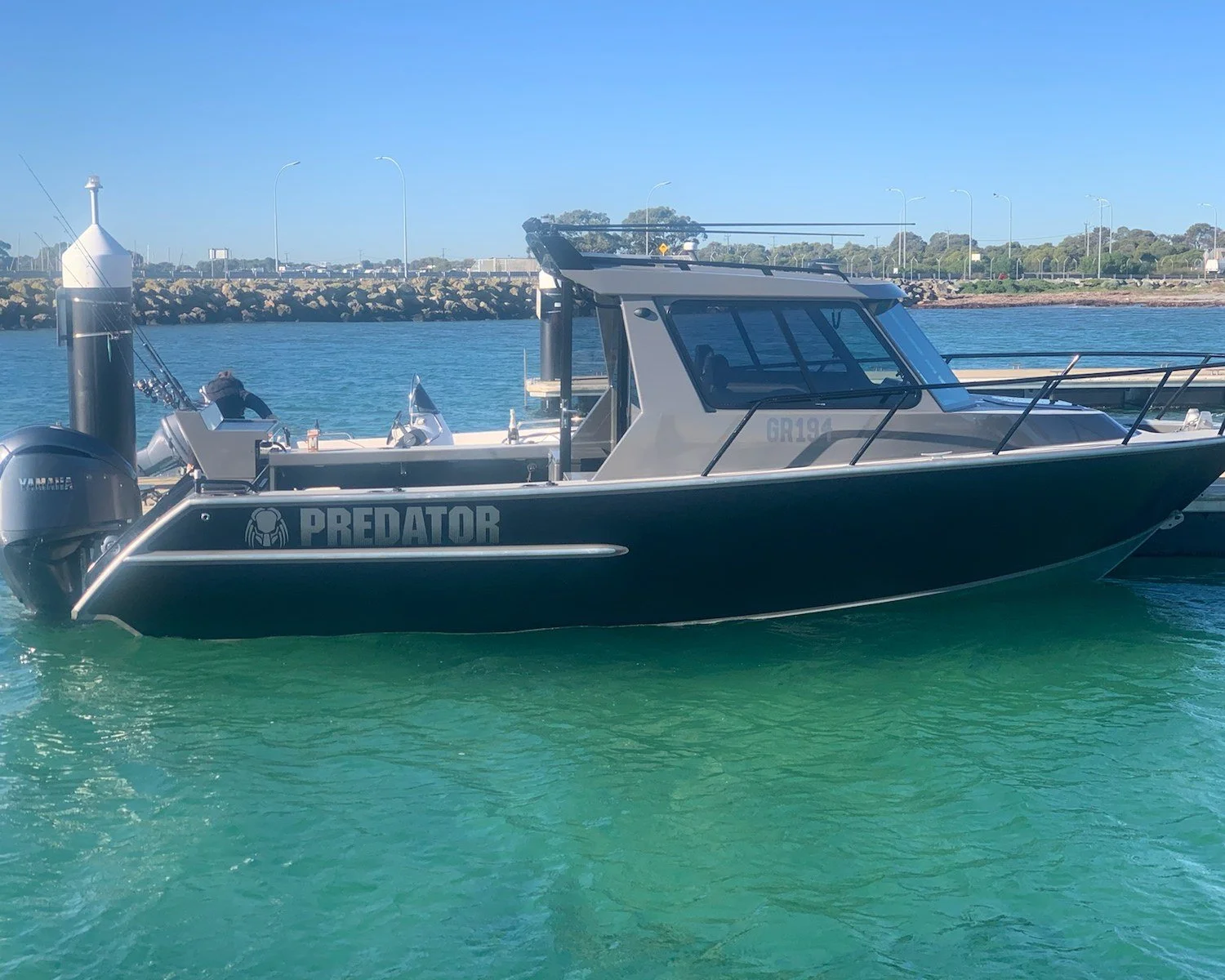 Sherwood Marine 780CAB - 7.8m Full Cab aluminium boat kit - alongside, starboard profile
