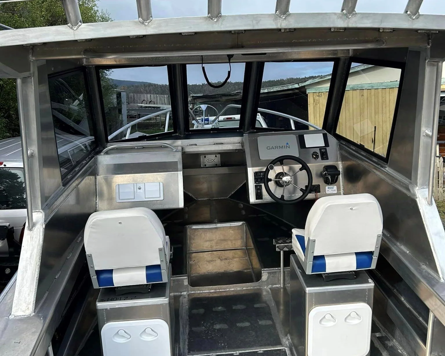 Sherwood Marine 680HT - 6.8m Hardtop aluminium boat kit - cabin interior with helm seats
