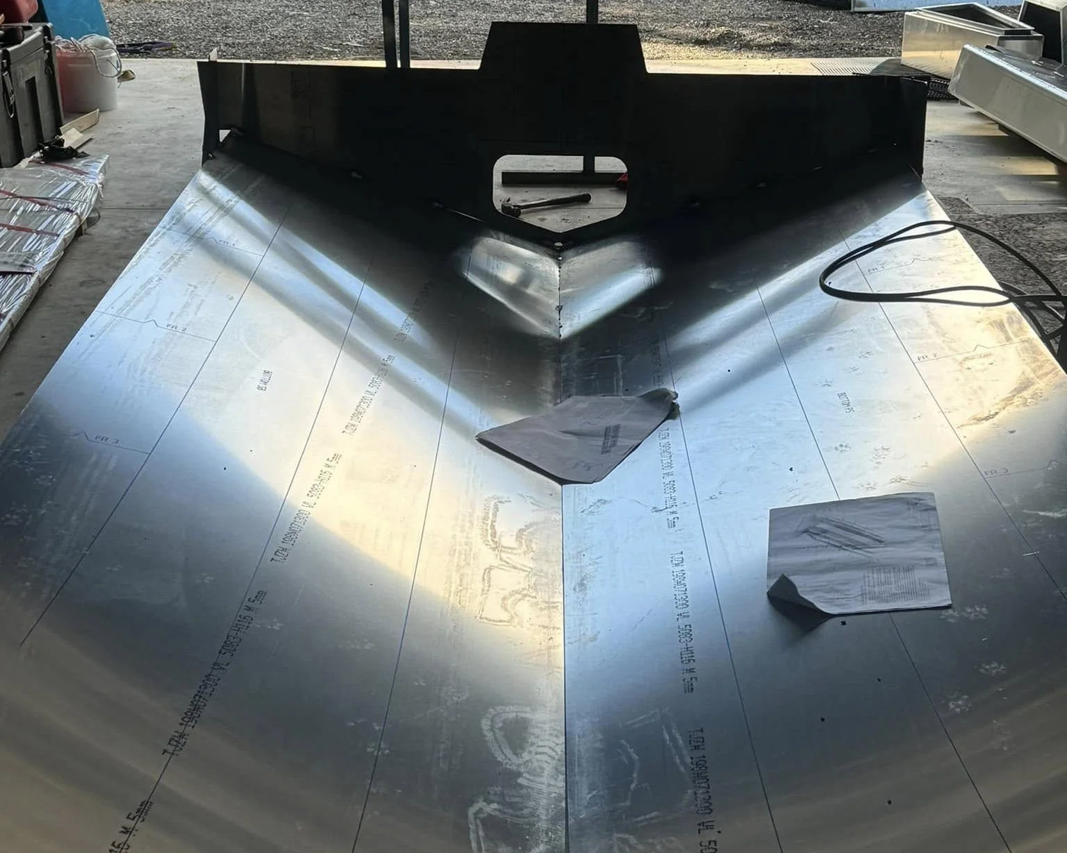 Sherwood Marine 530CC - 5.3m Centre Console aluminium boat kit - hull bottom plating and keel
