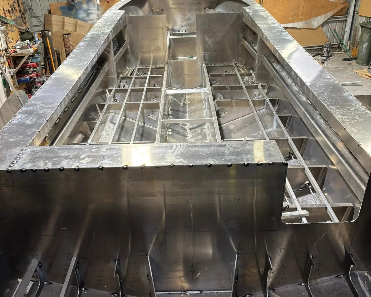 Sherwood Marine 830HTX - 8.3m Extended Hardtop aluminium boat kit - bottom structure looking forward
