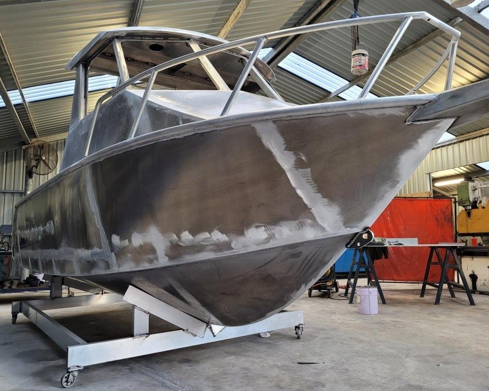 Sherwood Marine 600HT - 6m Hardtop aluminium boat kit - bare hull and hardtop, bow view
