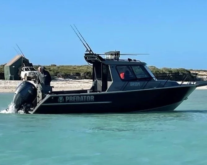 Sherwood Marine 780CAB - 7.8m Full Cab aluminium boat kit - on the water, stbd profile