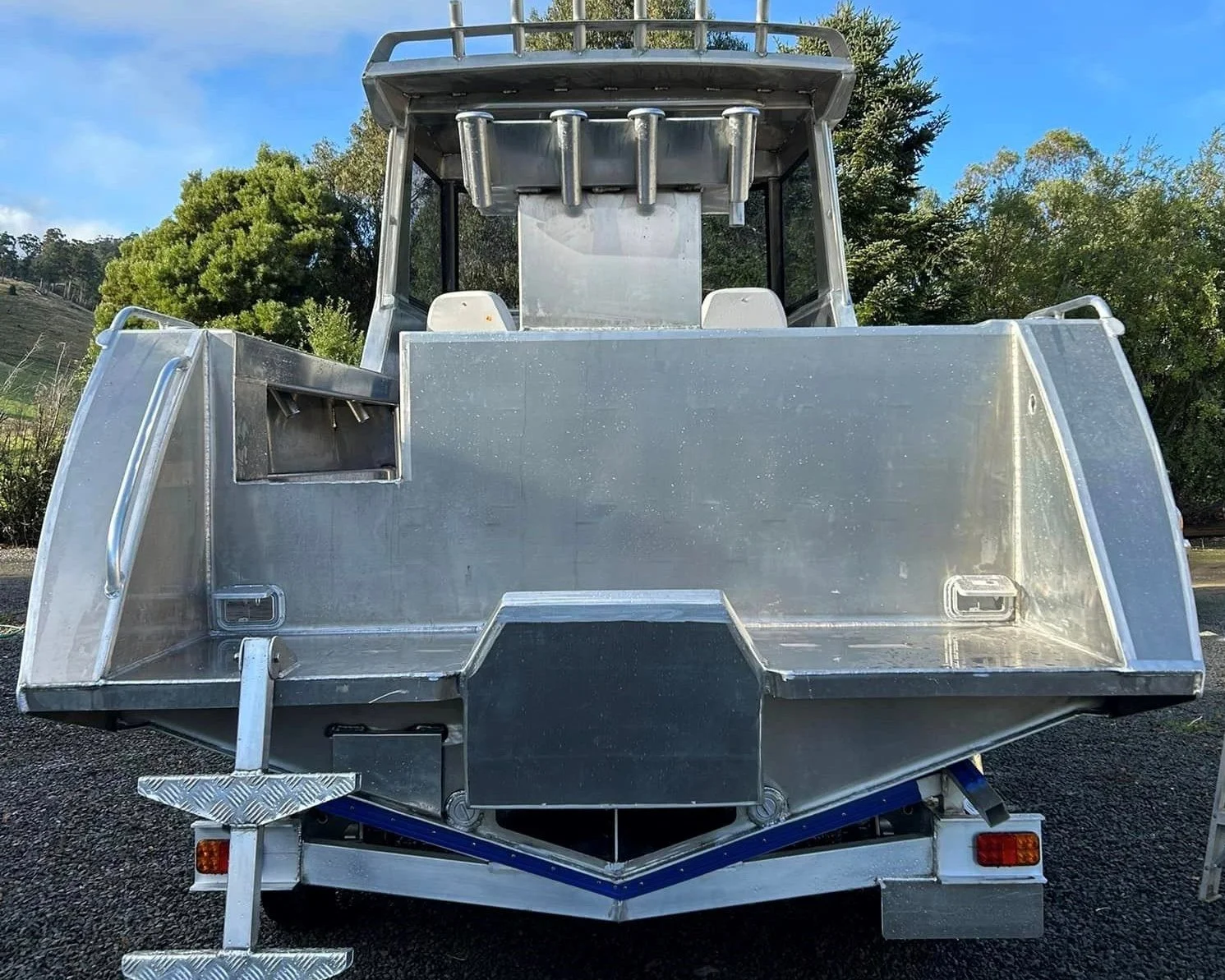 Sherwood Marine 680HT - 6.8m Hardtop aluminium boat kit - bare transom and boarding platform
