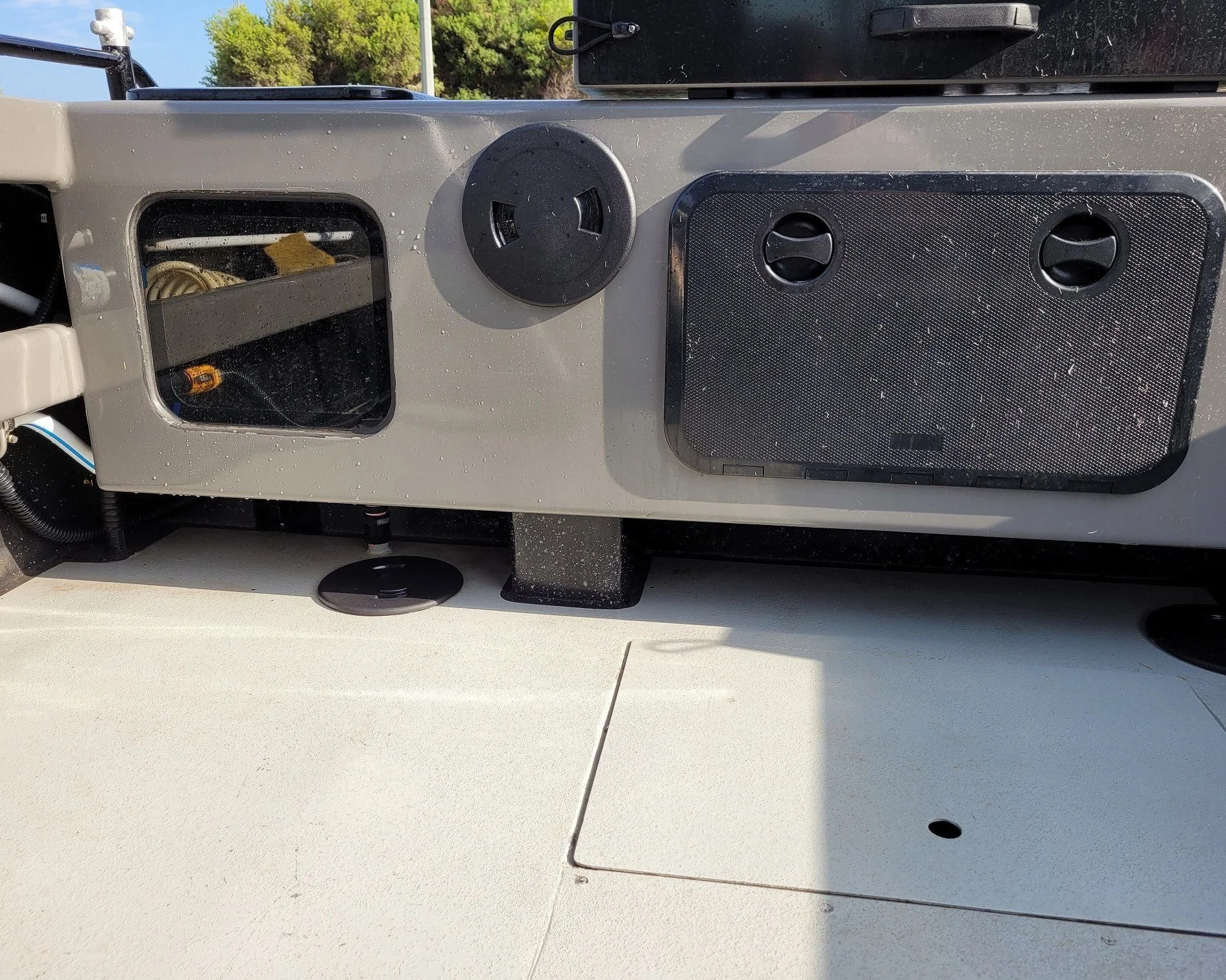 Sherwood Marine 780CAB - 7.8m Full Cab aluminium boat kit - battery locker and live tank
