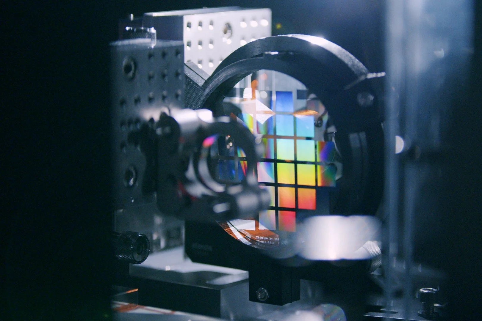 Diamond-Based Lasers: „Resonate Bright Like a Diamond“