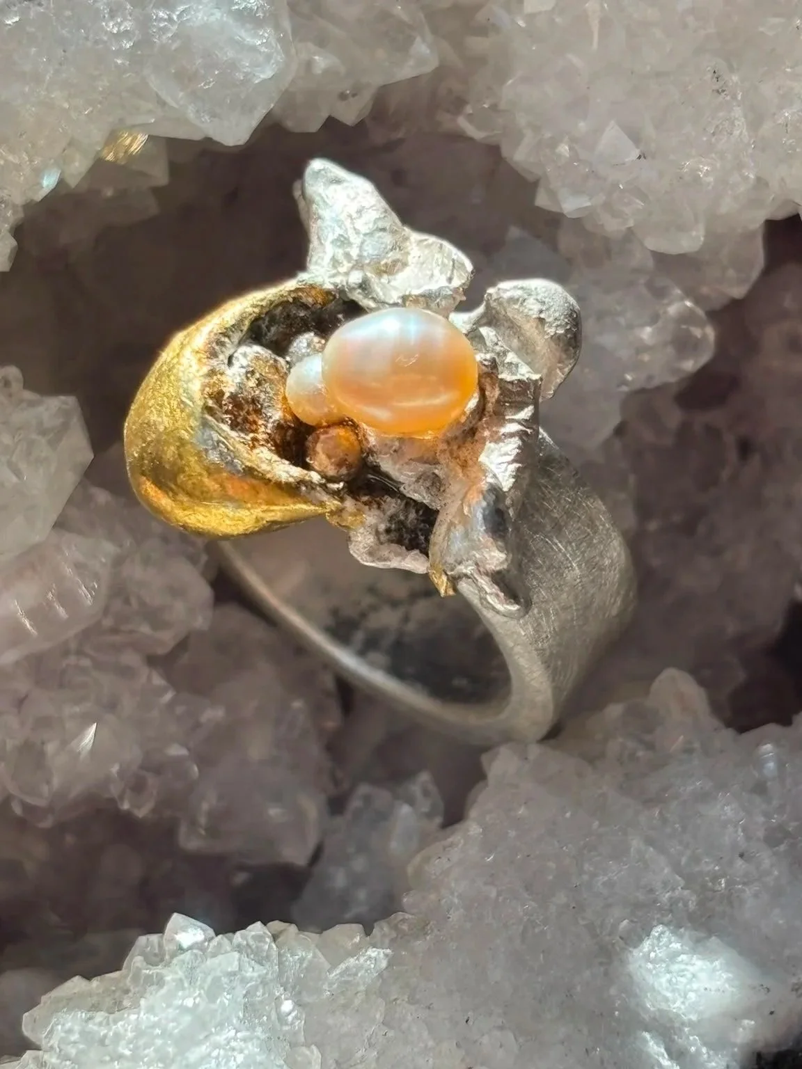 Tracey+O+Revuelta+Baroque+Pearl+Fine+Silver+%26+24ct+Gold+Vermeil+Brutalist+Abyssal+Orchid+Luxury+Aurelia+Ring+%2814%29.jpg