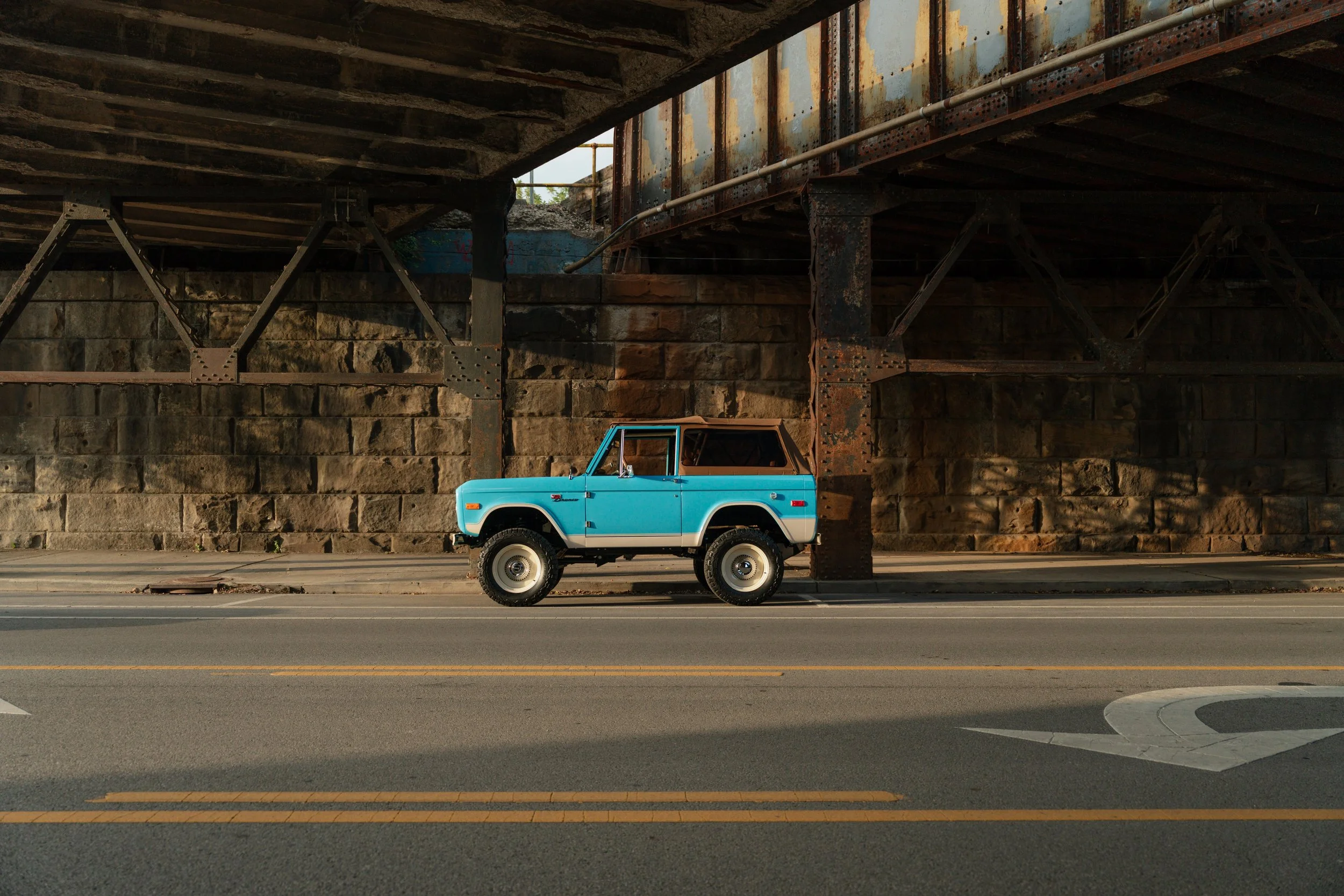 Blue_WornGlove_Ed-130.jpg
