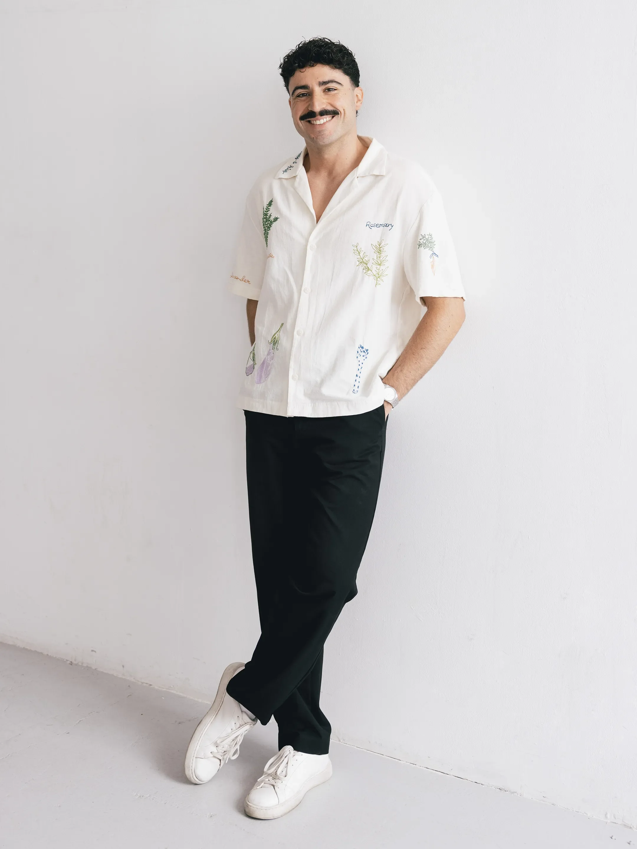 AQUI HÁ GARFO / TOMÁS DURÃO