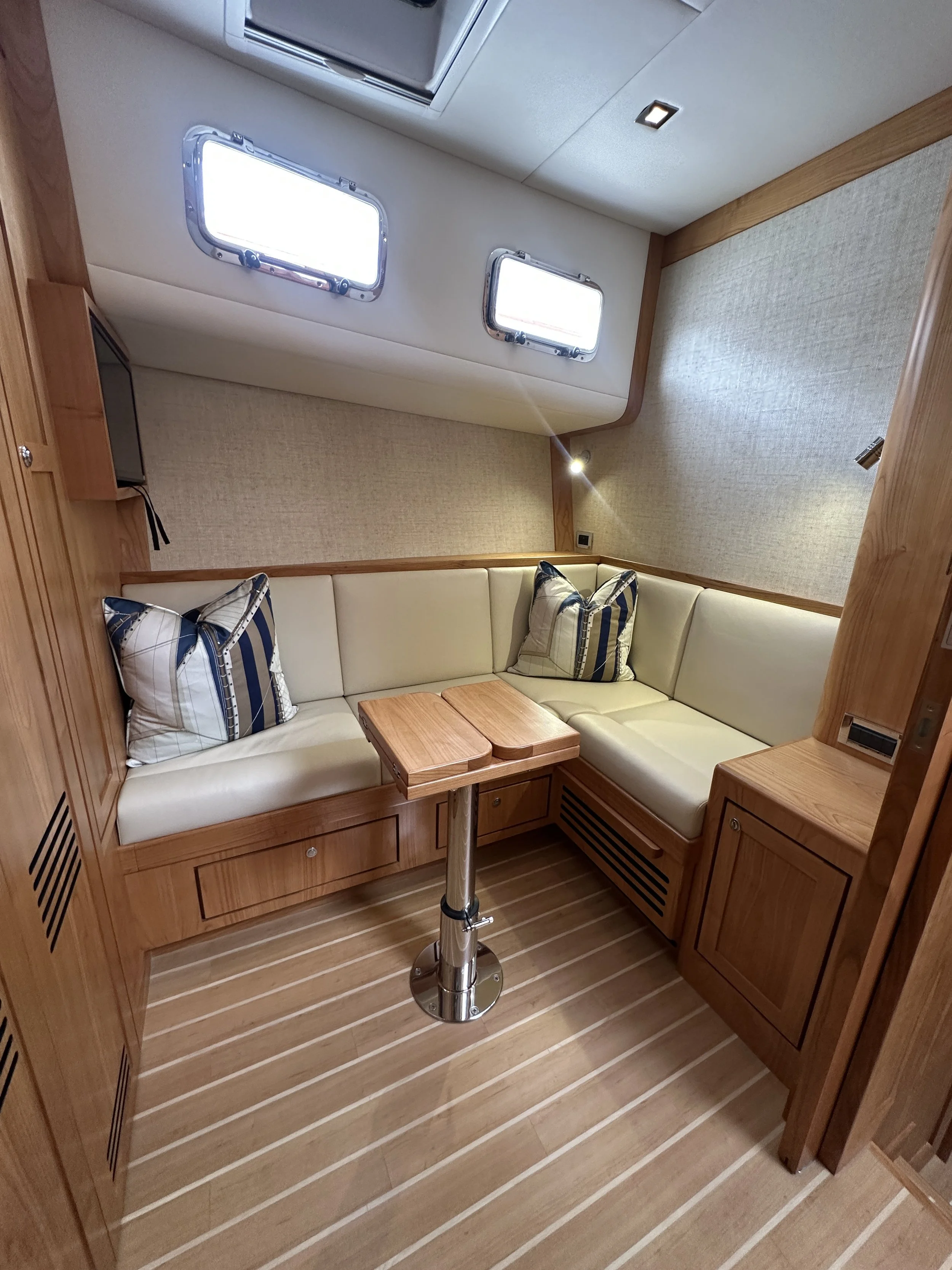 3rd Cabin looking aft.jpg