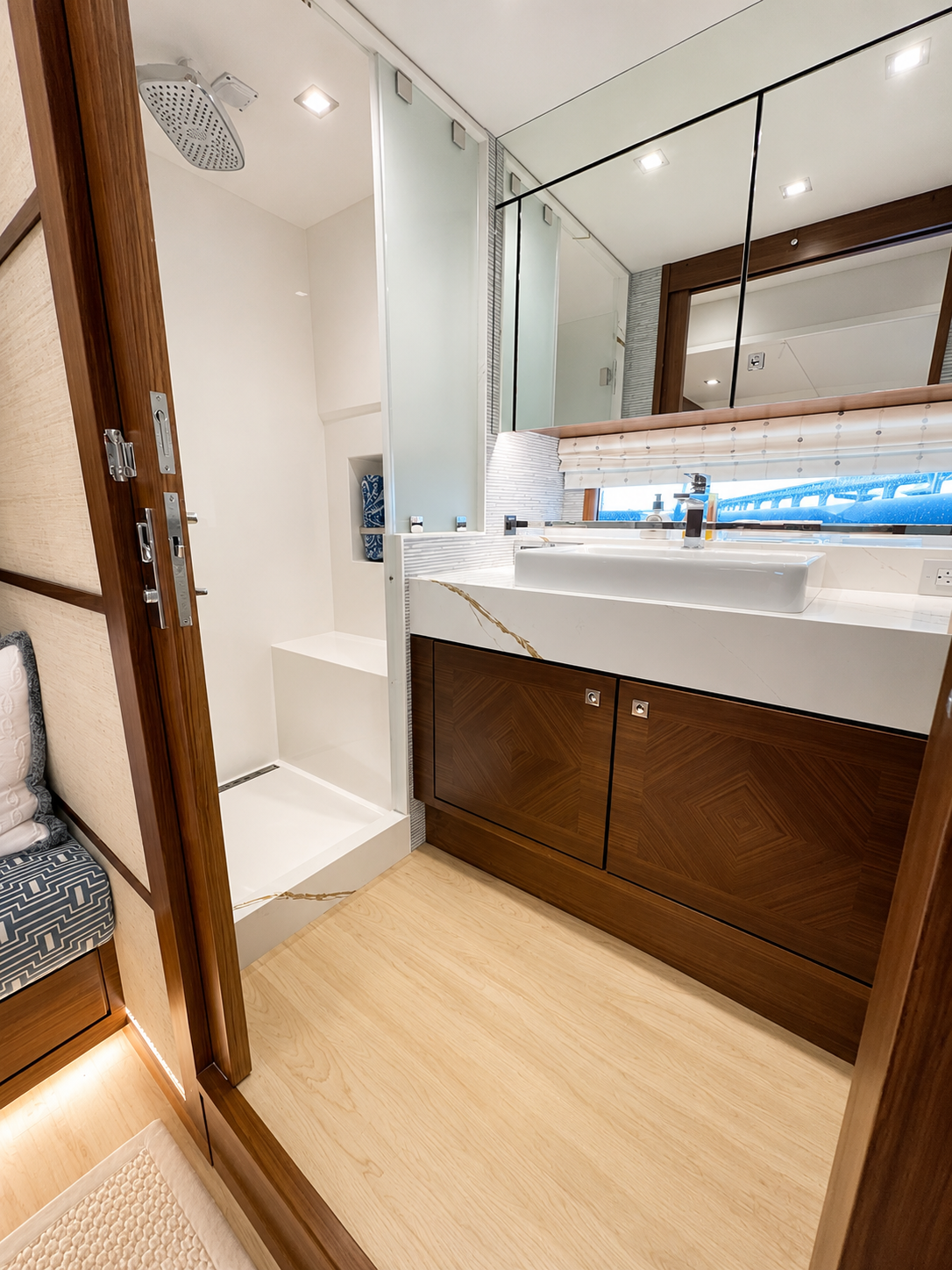 EBS MBA.PNG