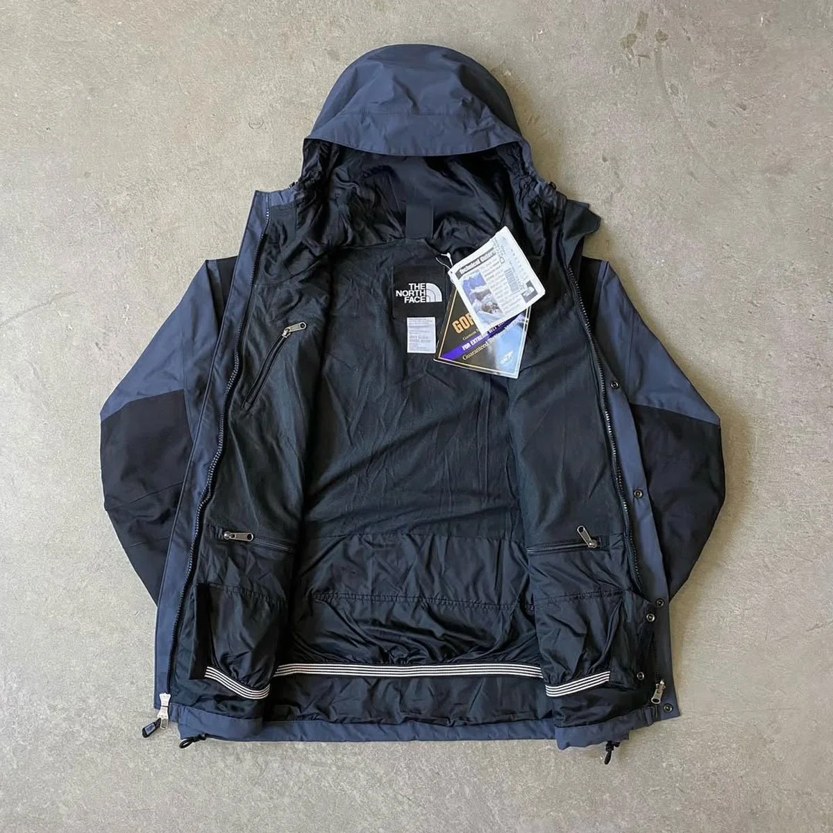02-TNF-1200-3-STORMGREY.jpg