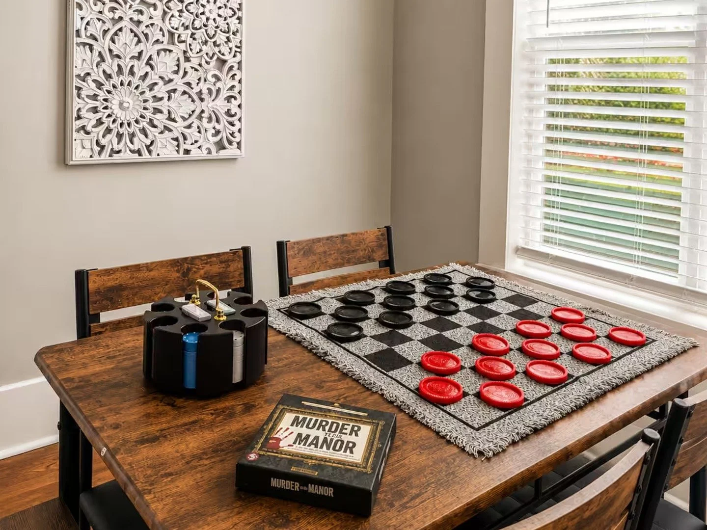 manor-05-living_room_table.jpg