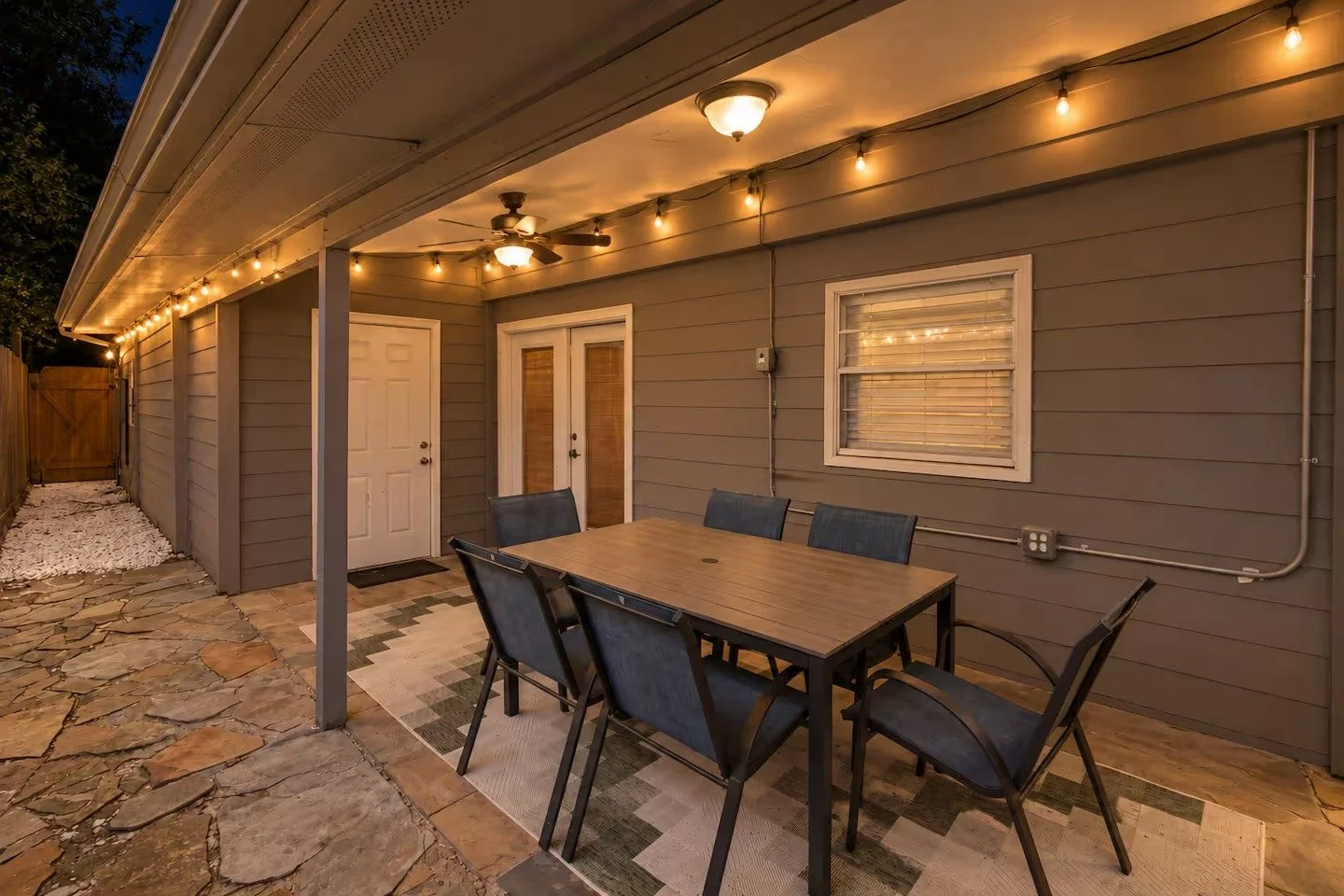 patio2.jpg