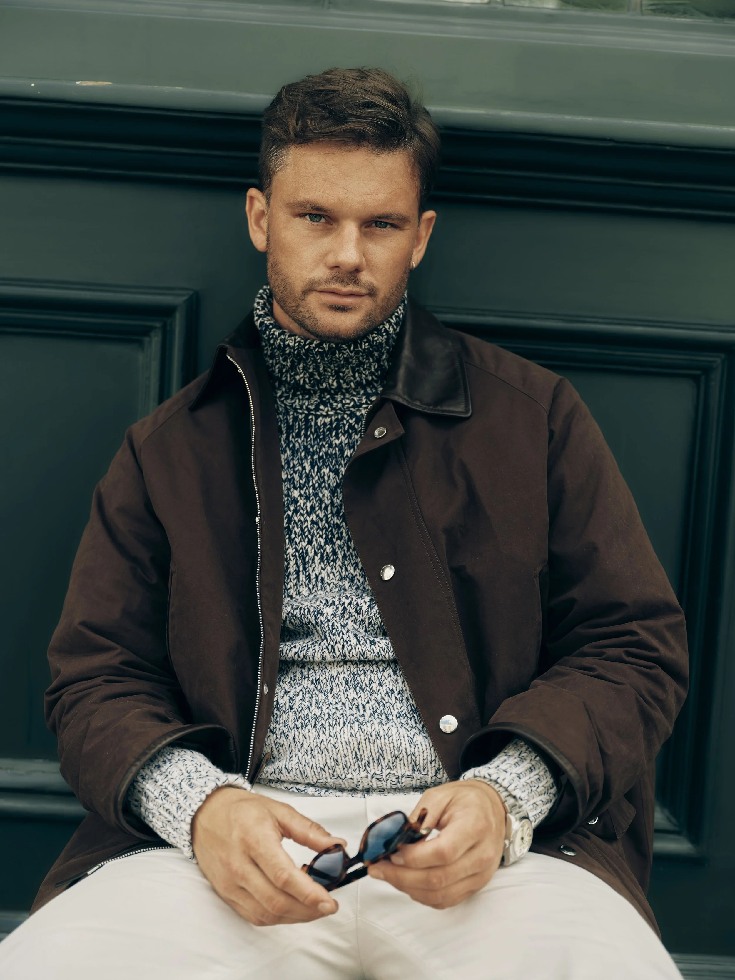 Jeremy Irvine 
