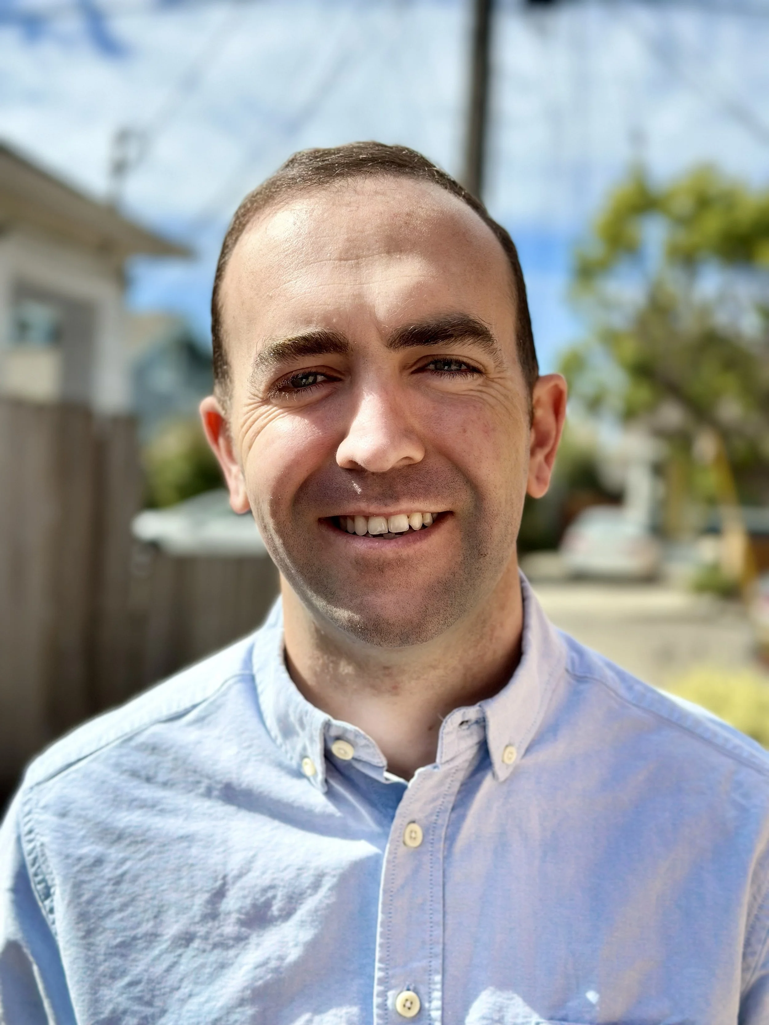 Jack Larson profile photo, blurred background