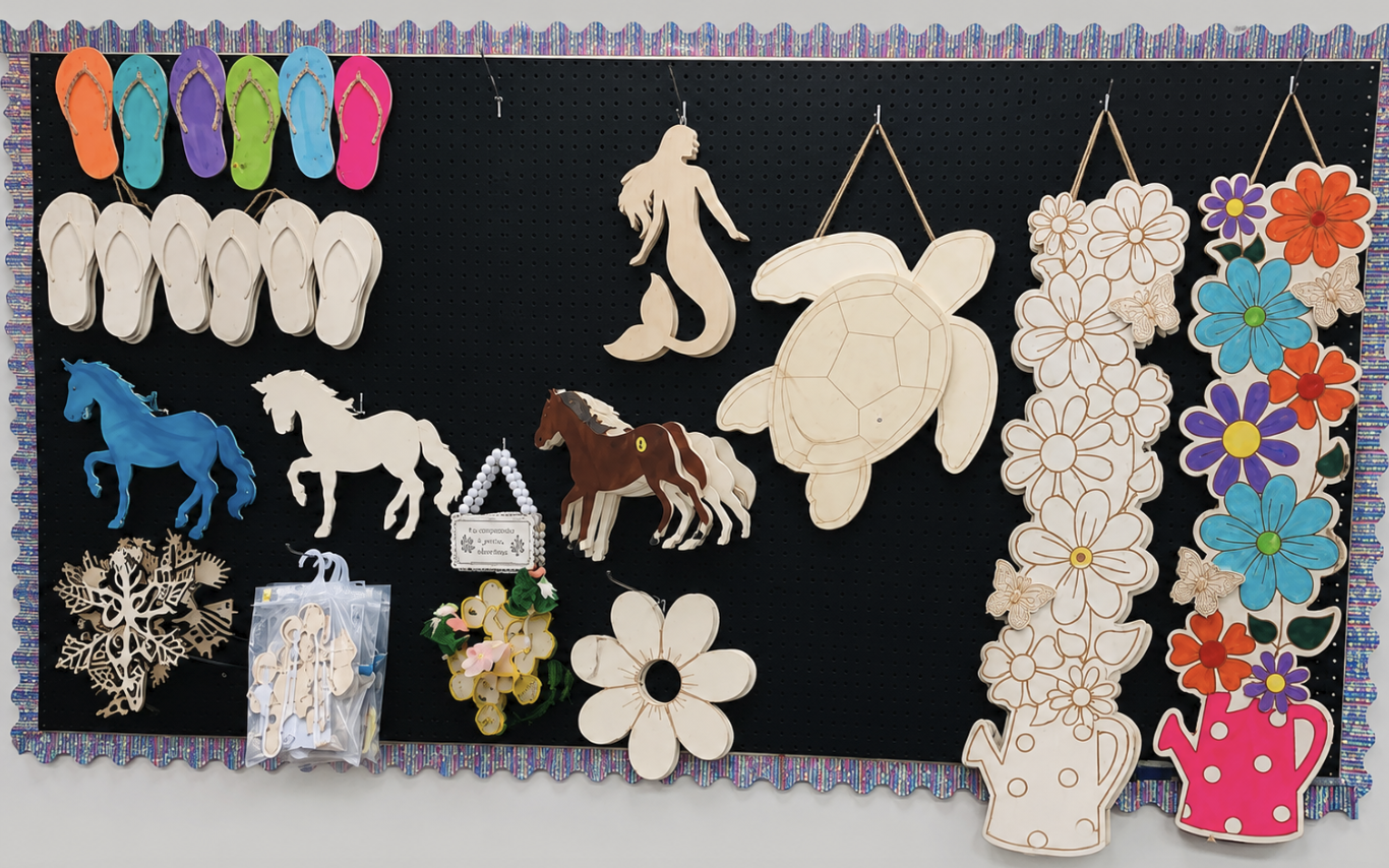 08/13, 10:30AM|Wooden Wall & Door Decor