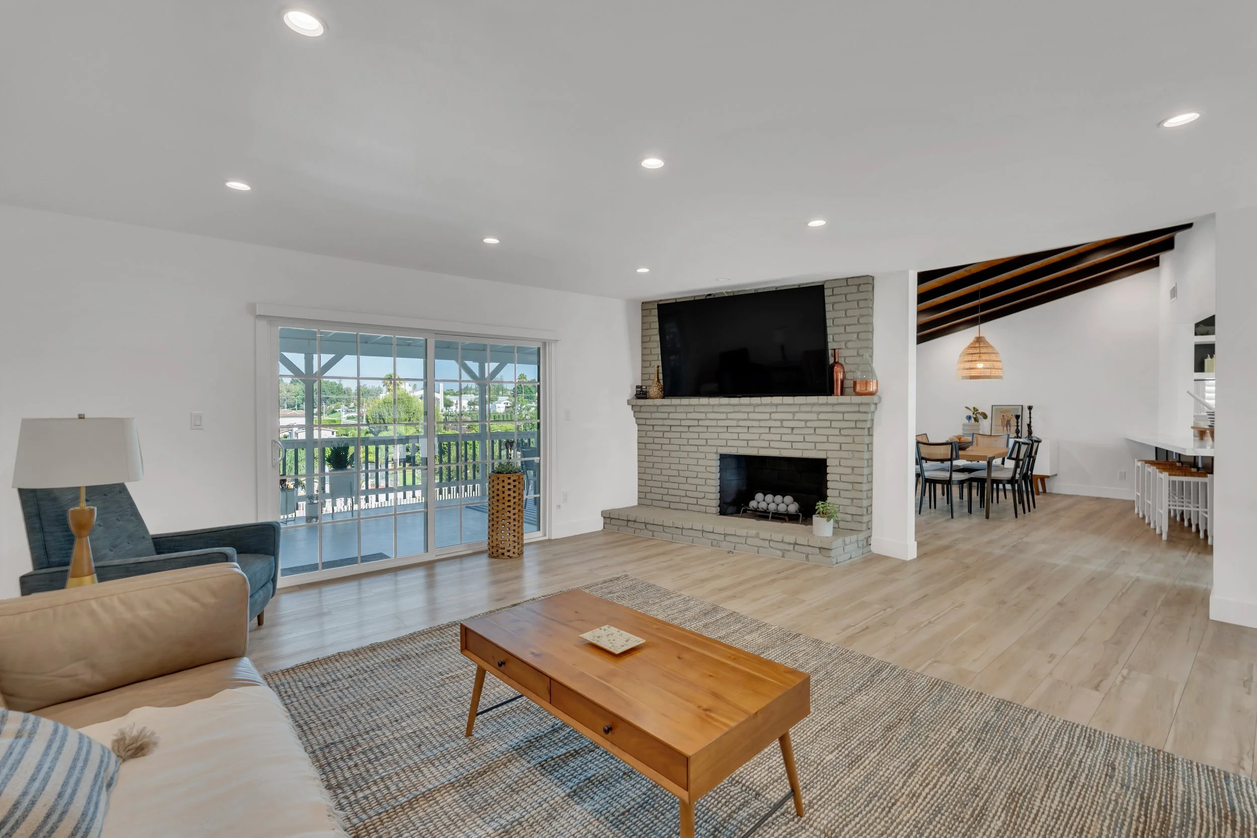 36-9449 Forbes Avenue-36.jpg