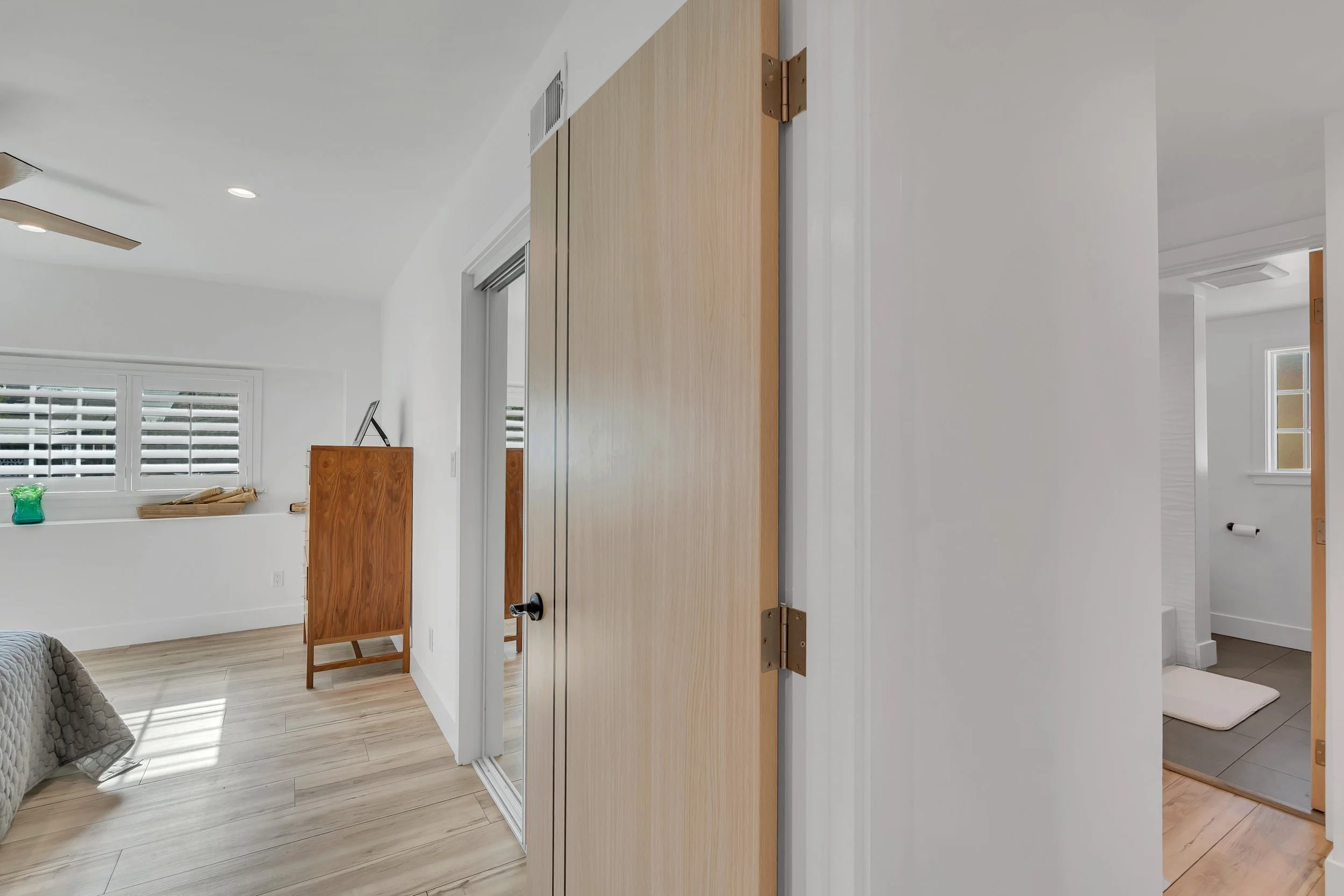 38-9449 Forbes Avenue-38.jpg