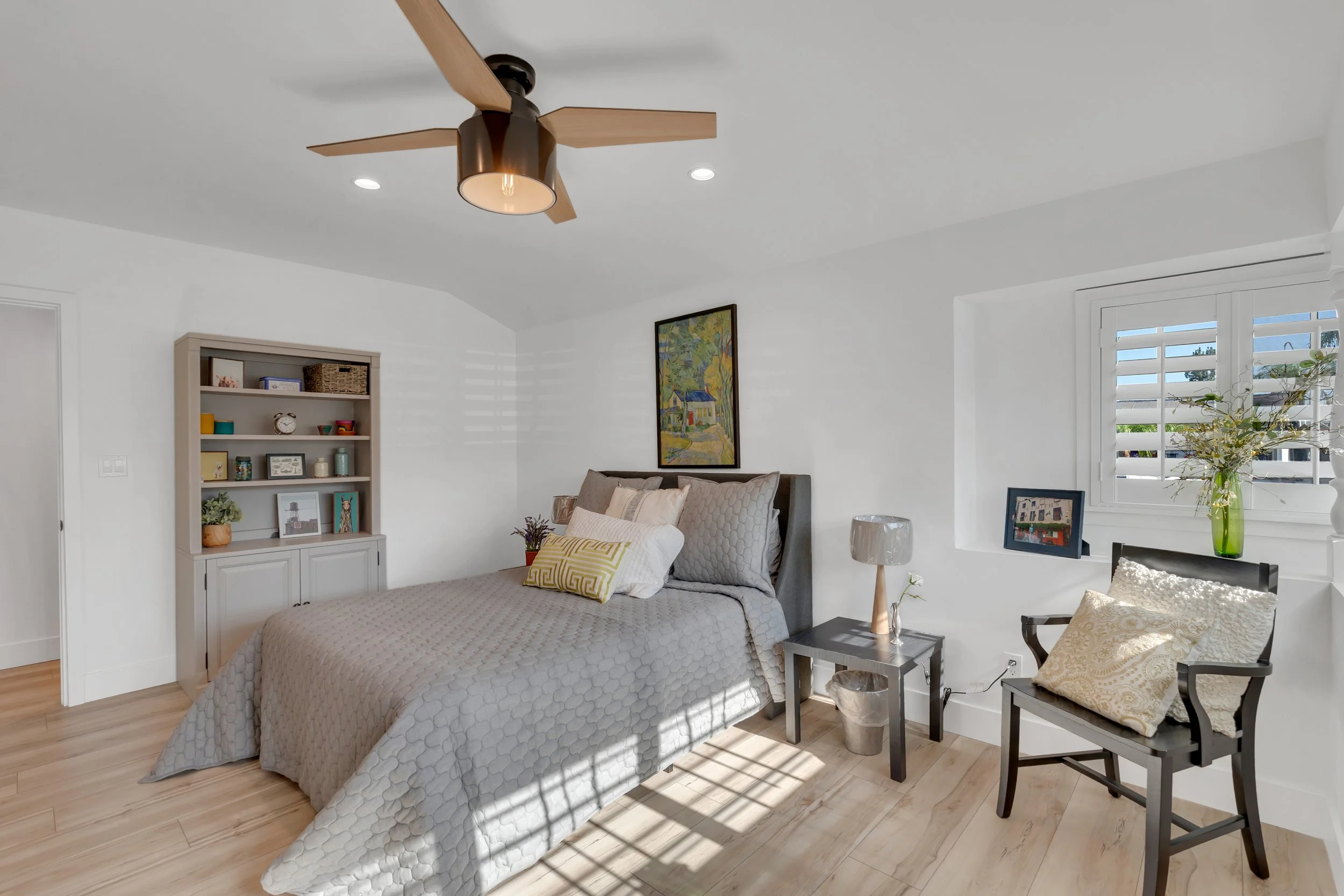 40-9449 Forbes Avenue-40.jpg