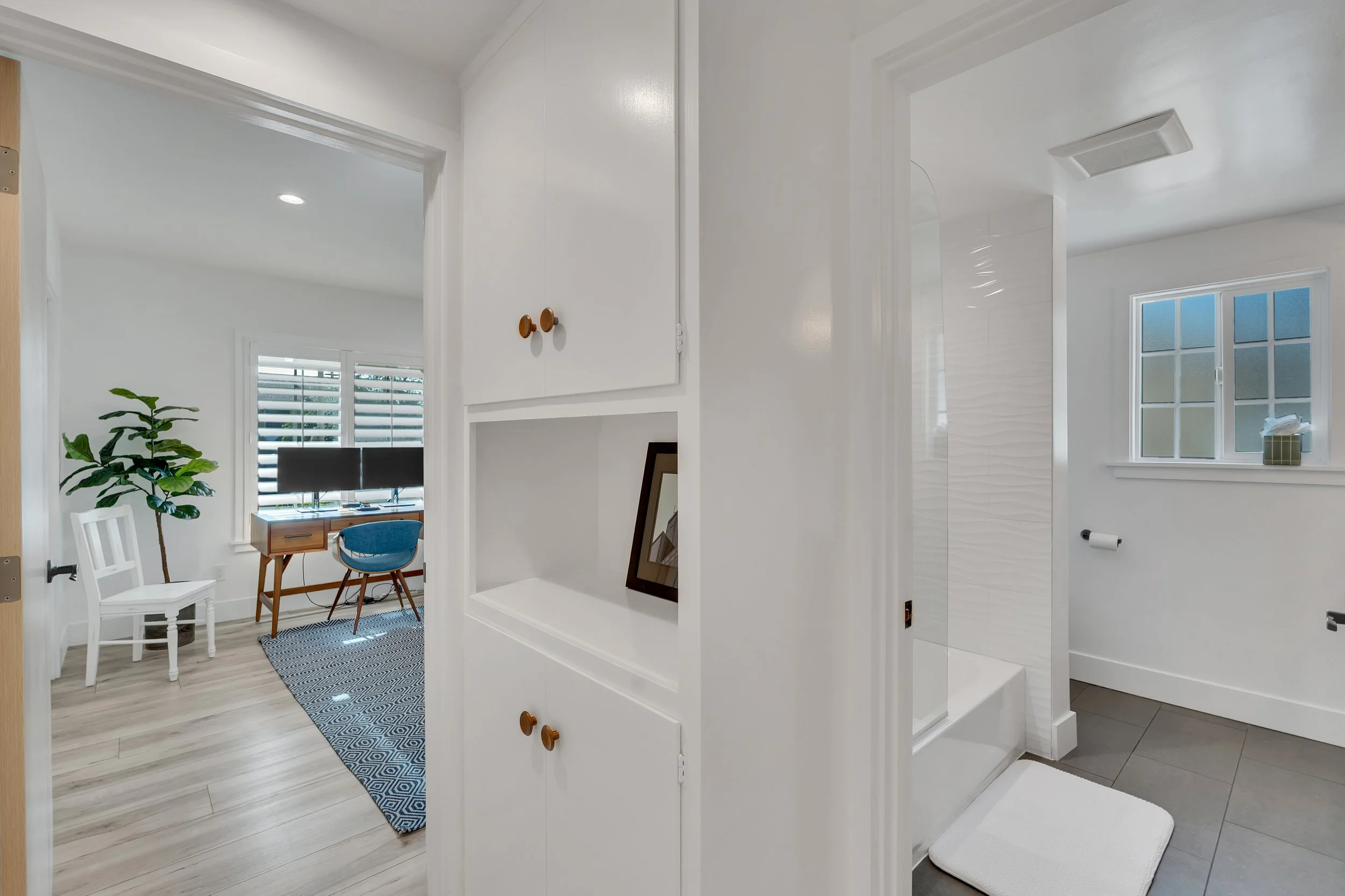 41-9449 Forbes Avenue-41.jpg