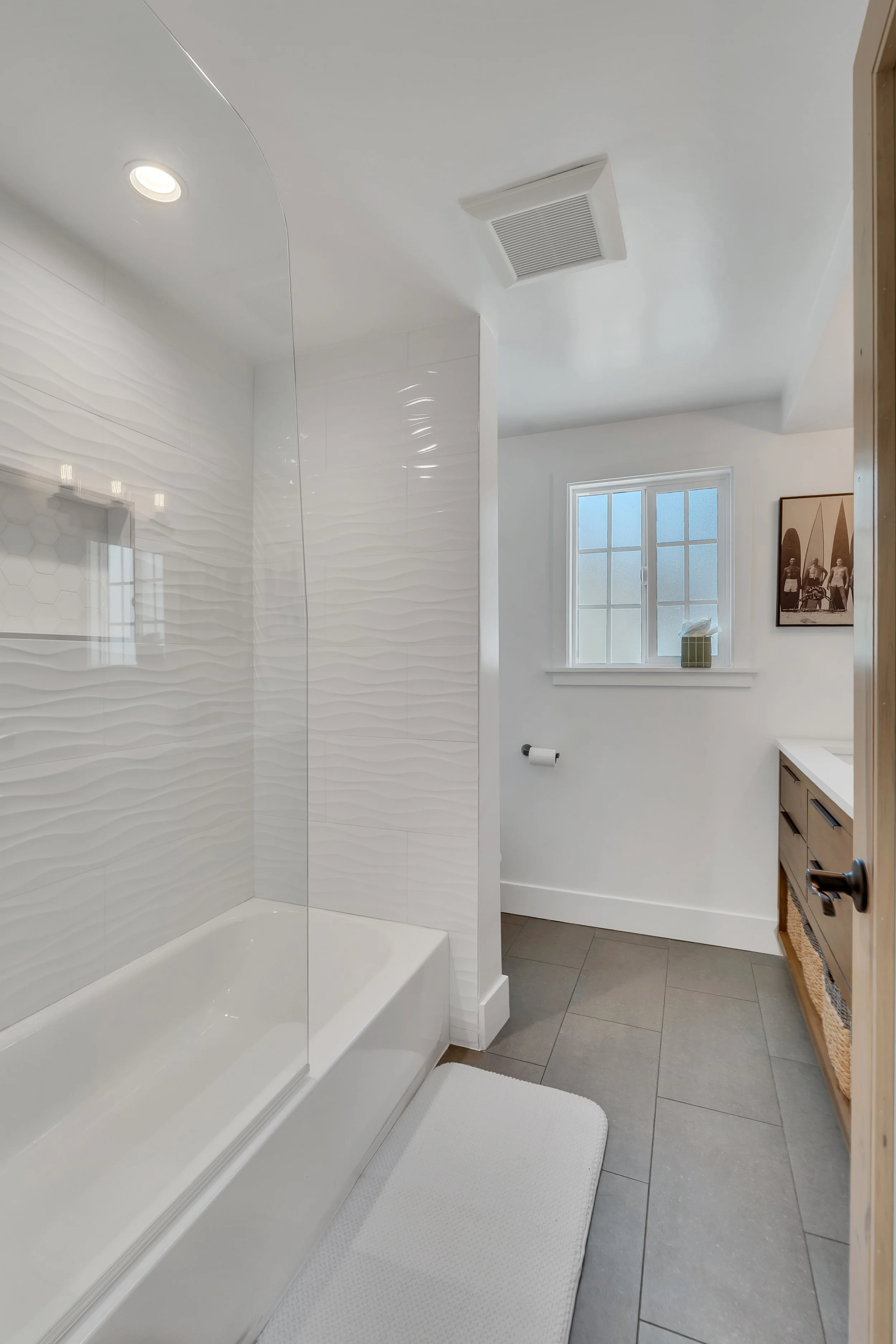 43-9449 Forbes Avenue-43.jpg