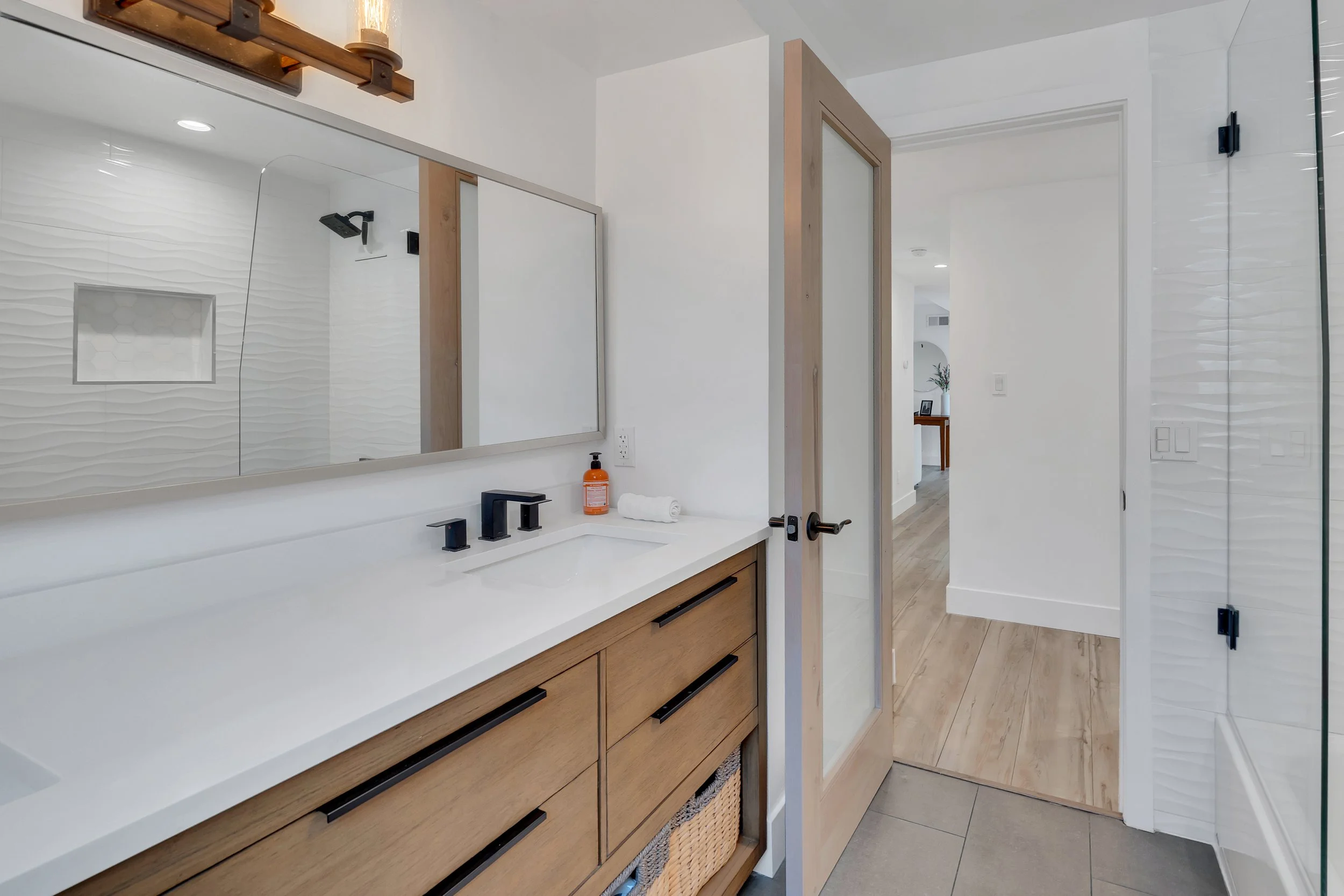 44-9449 Forbes Avenue-44.jpg