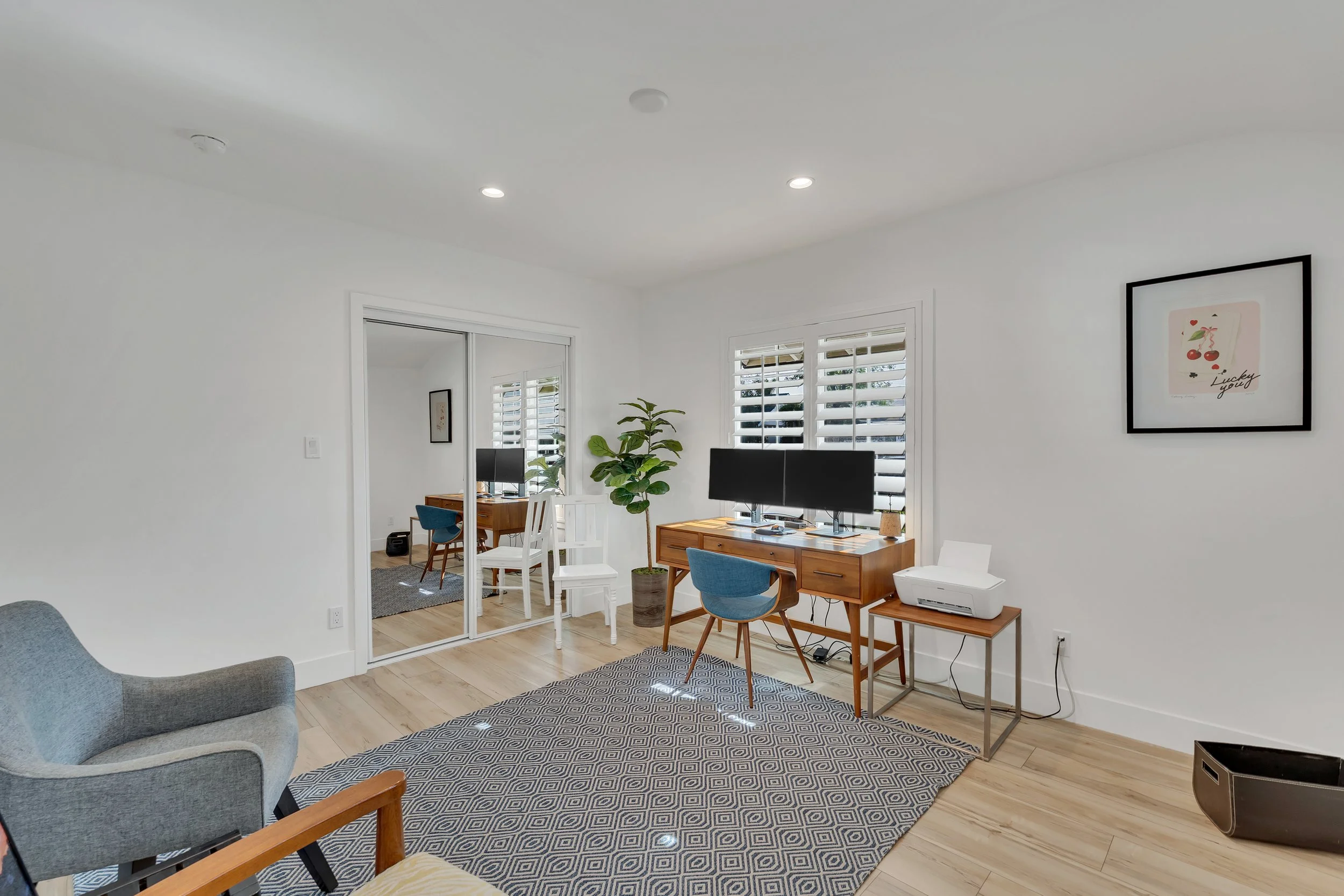 48-9449 Forbes Avenue-48.jpg