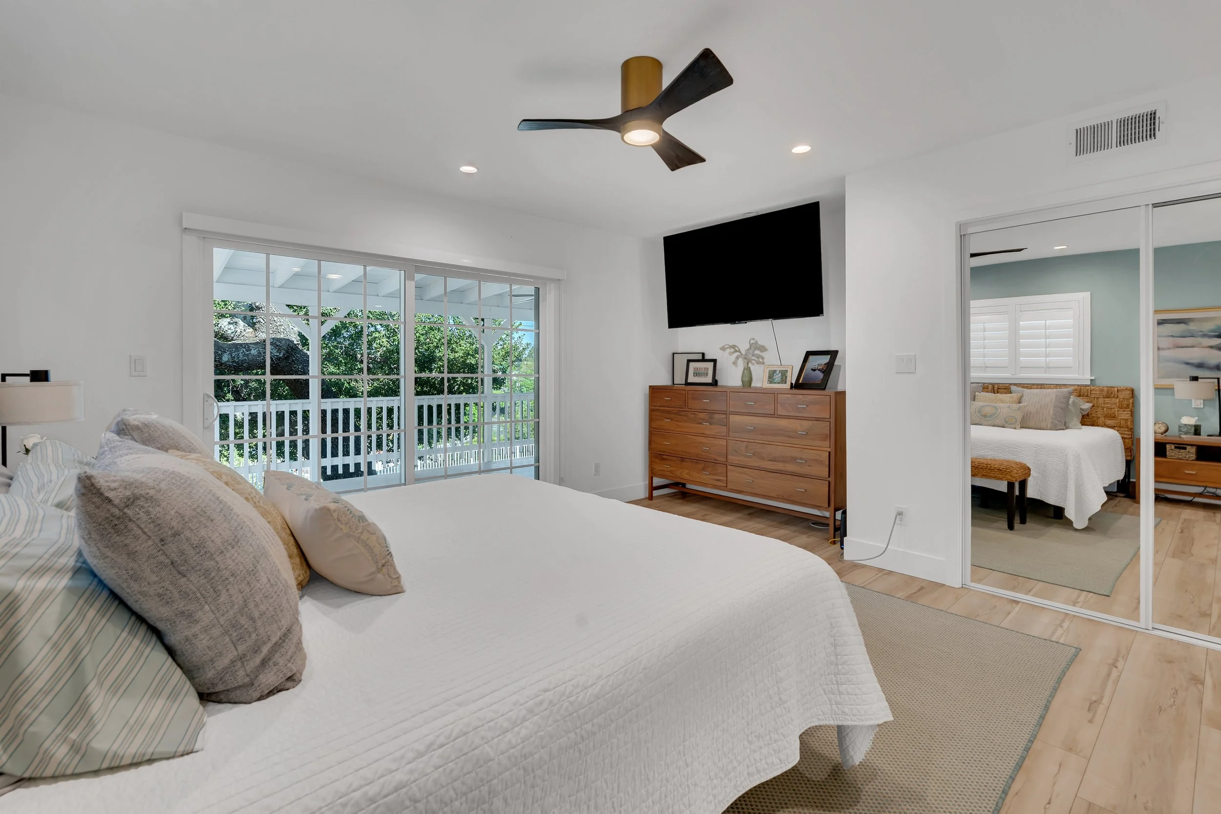 51-9449 Forbes Avenue-51.jpg