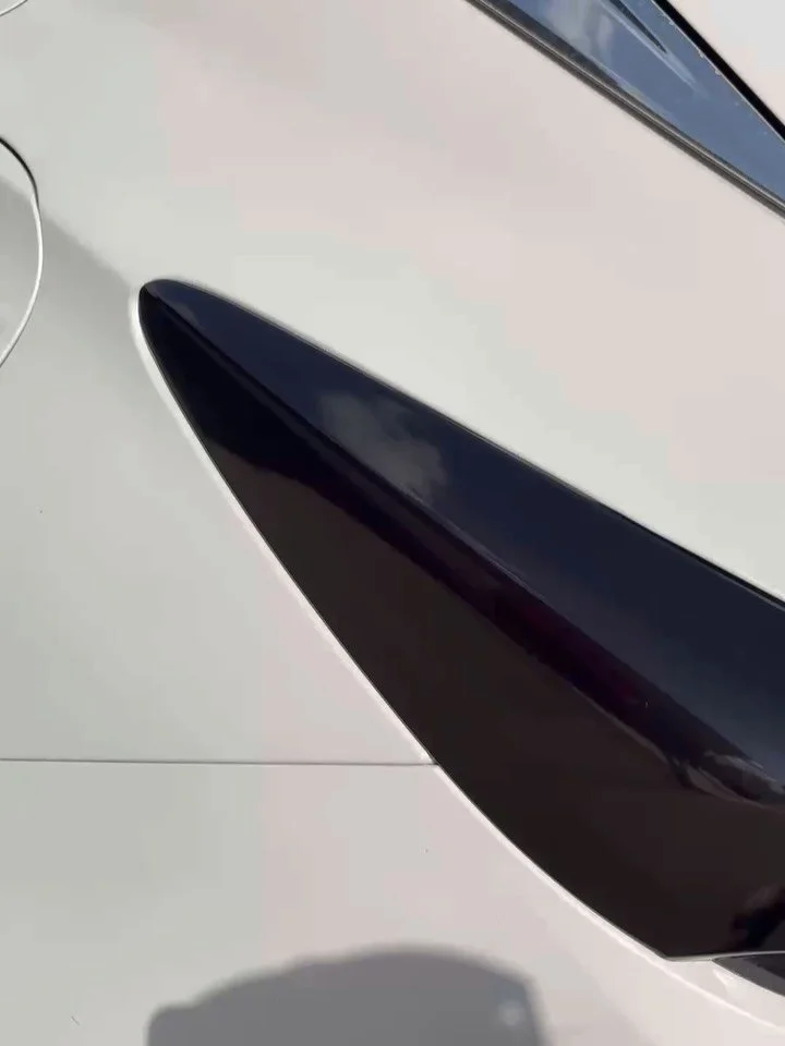 Some modifications demand attention.
The best ones simply make sense.
Tinting headlights and taillights isn&rsquo;t about changing the identity of a vehicle&mdash;it&rsquo;s about refining it. A subtle enhancement that complements the factory design 