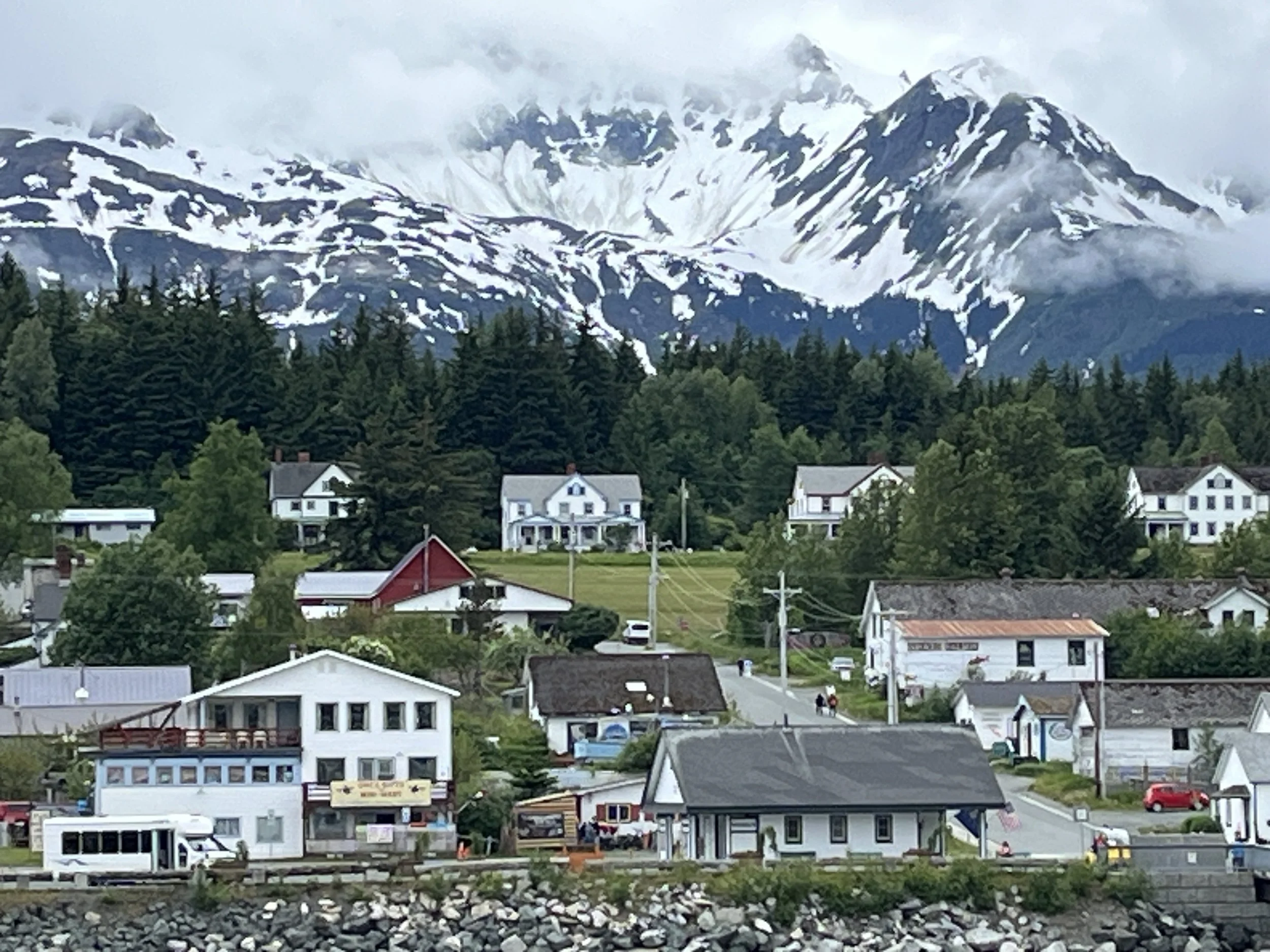 Haines Alaska homes and mountains