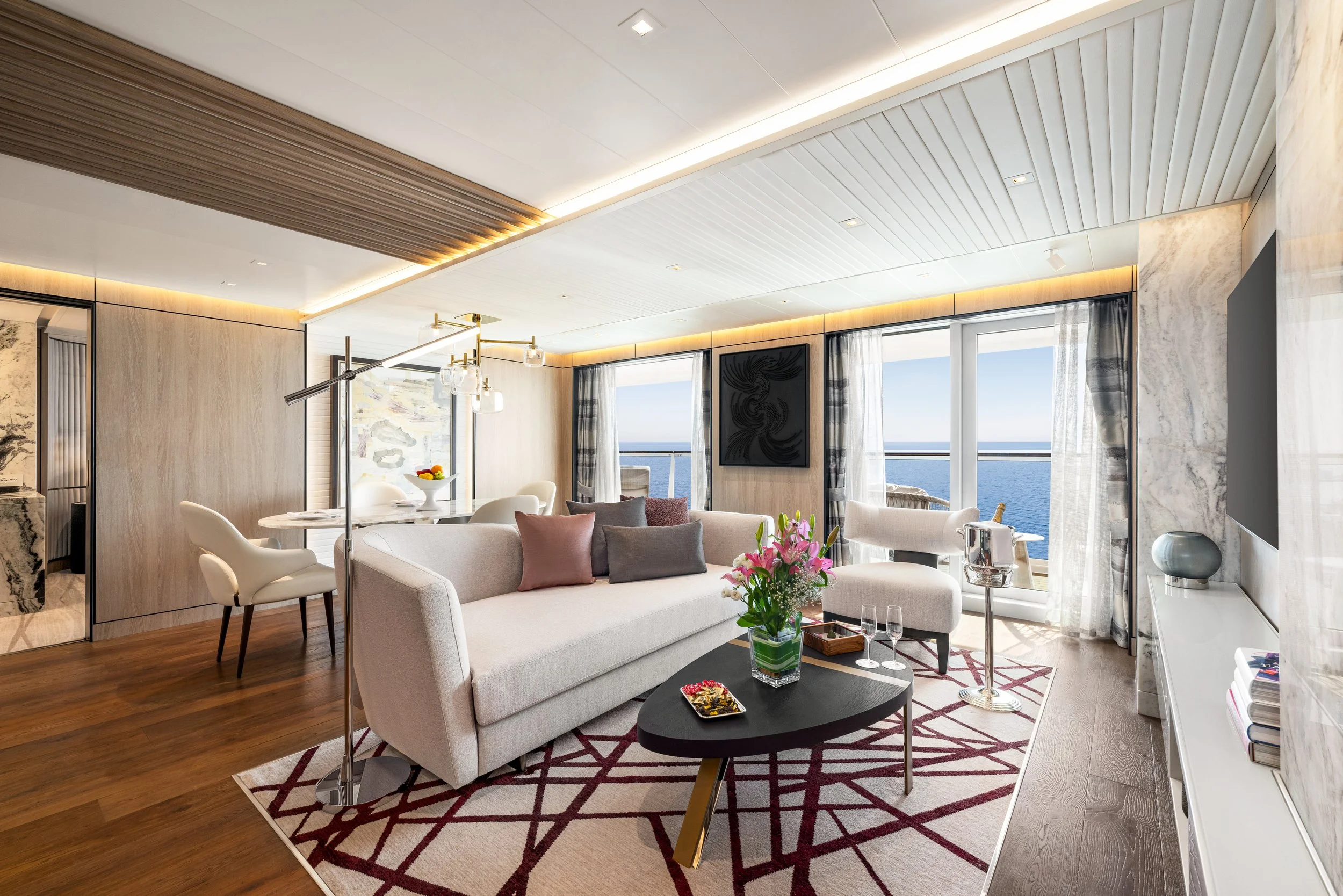 Oceania Suite