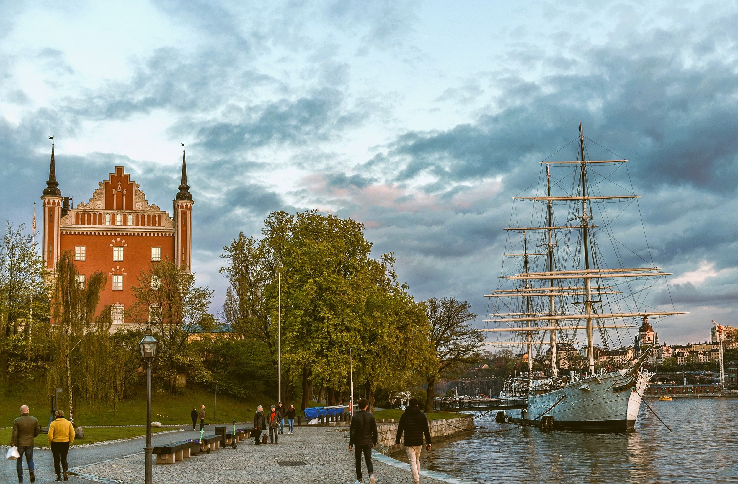 The af Chapman tall ship moored at Skeppsholmen with the Admiralty building behind, Stockholm