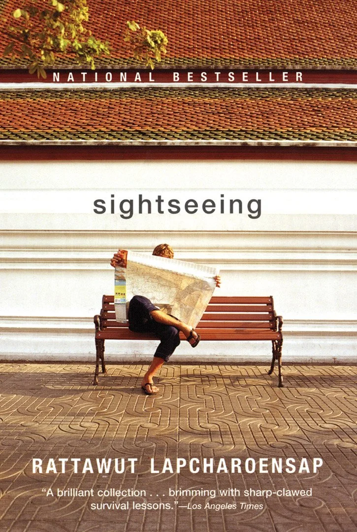 Book cover titled 'Sightseeing' by Rattawut Lapcharoensap.