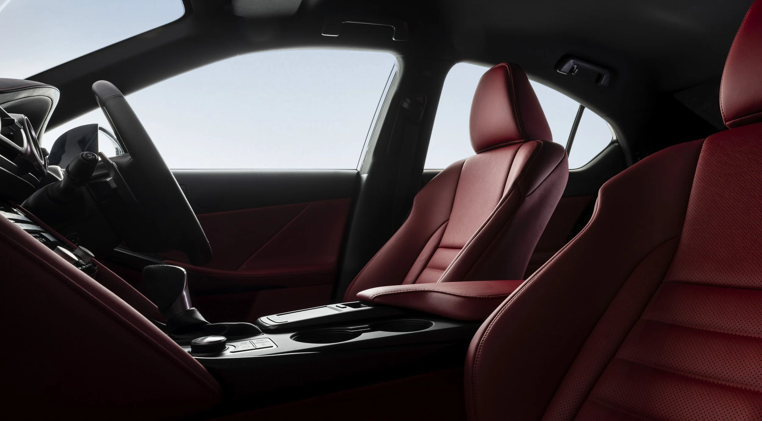 RED SEAT.jpg