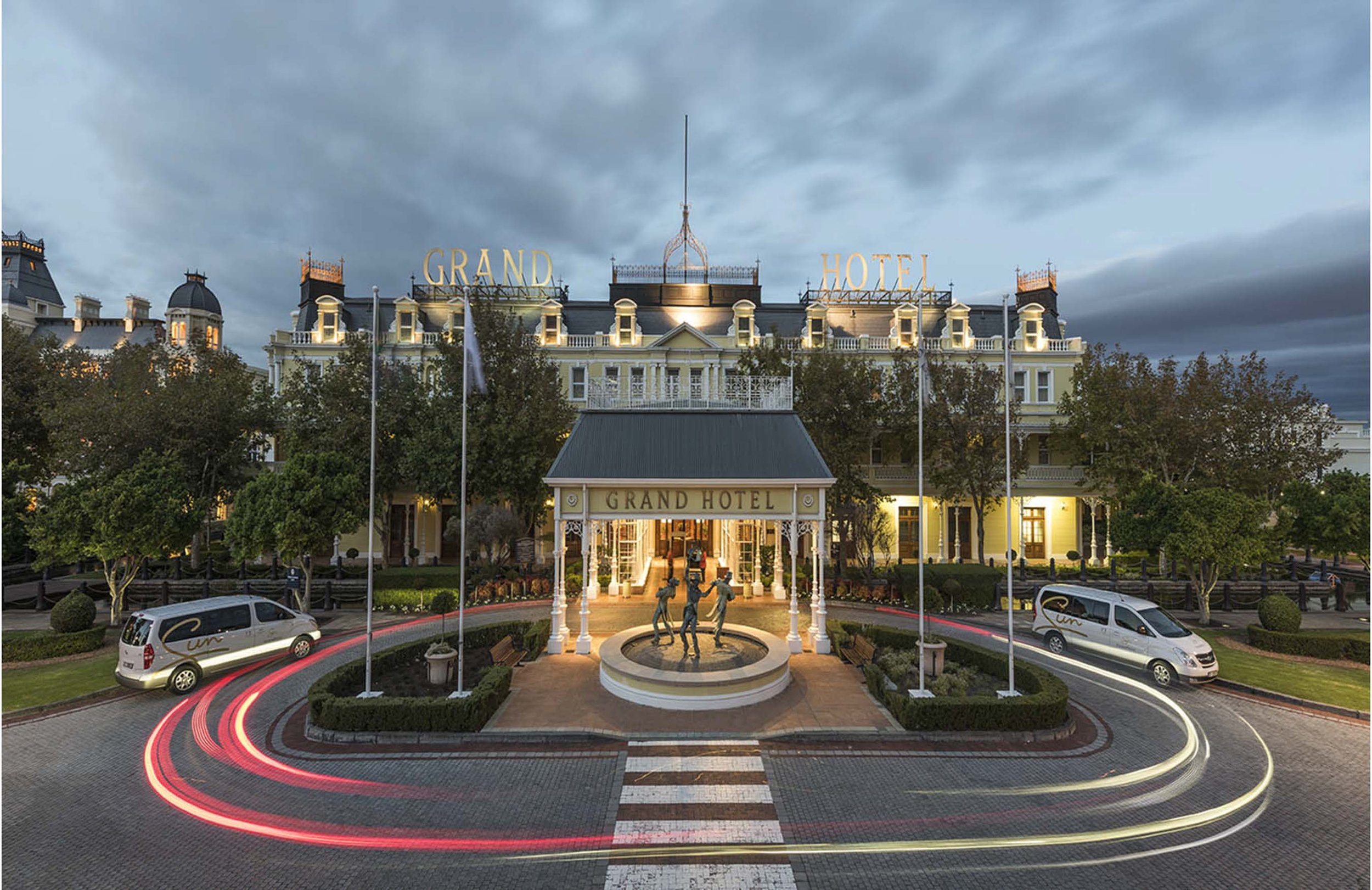 grandwest+hotel+extGRANDWEST+HOTEL+EXT.jpg