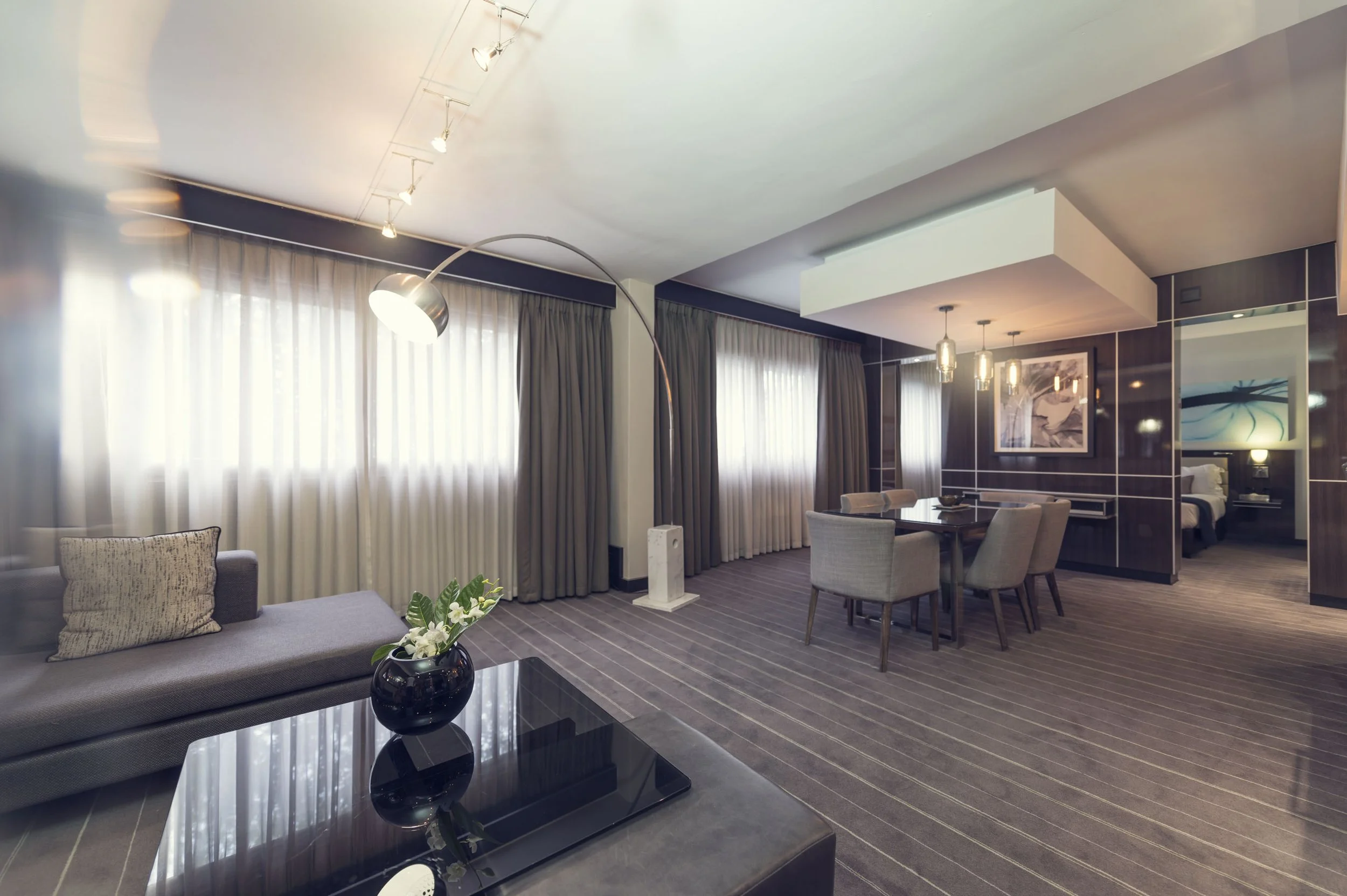 room1room1.jpg