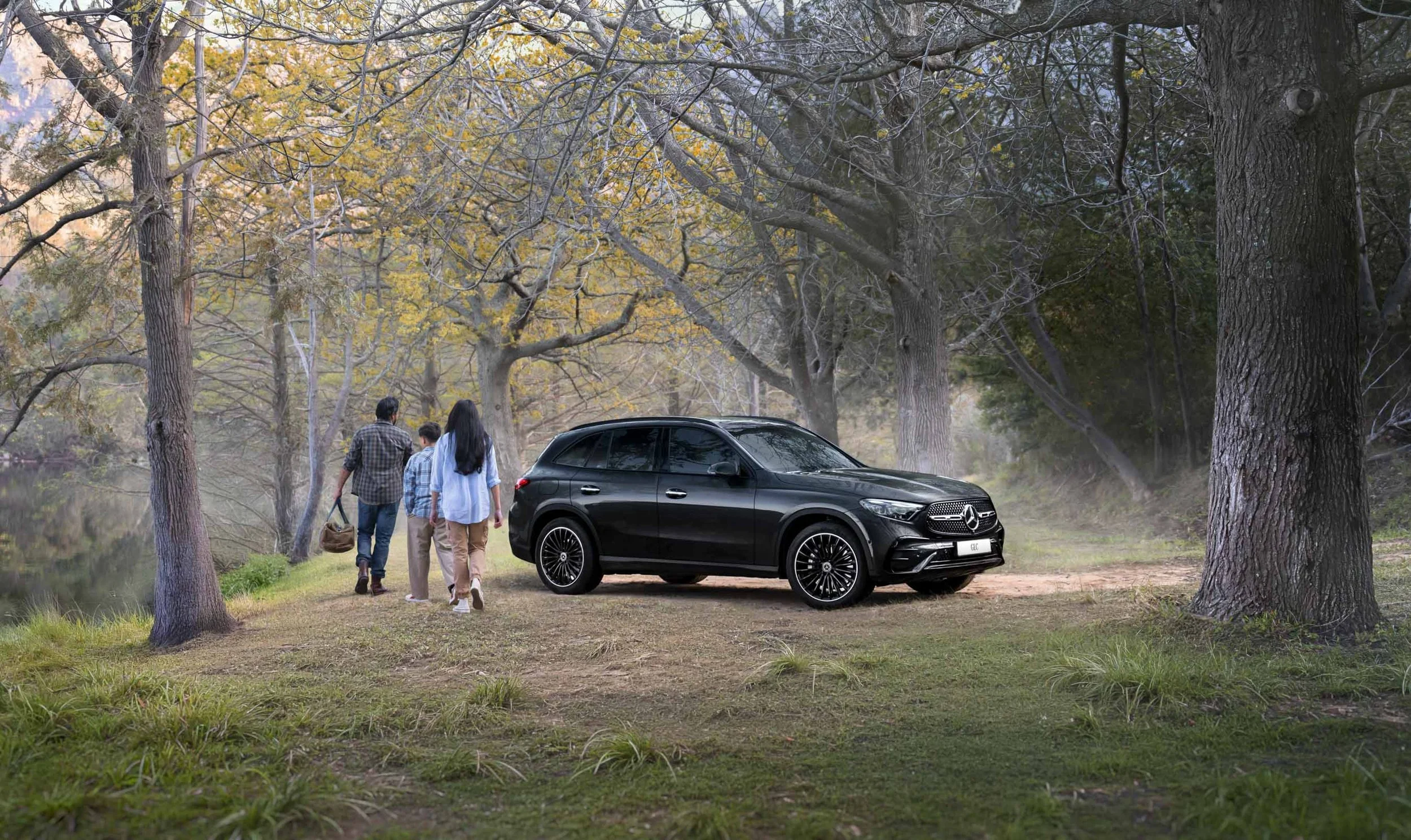 2024_mb_ros_retail_glc_stills_additional_features_front_low_angle2024_MB_ROS_Retail_GLC_Stills_Additional_Features_Front_Low_Angle.jpg