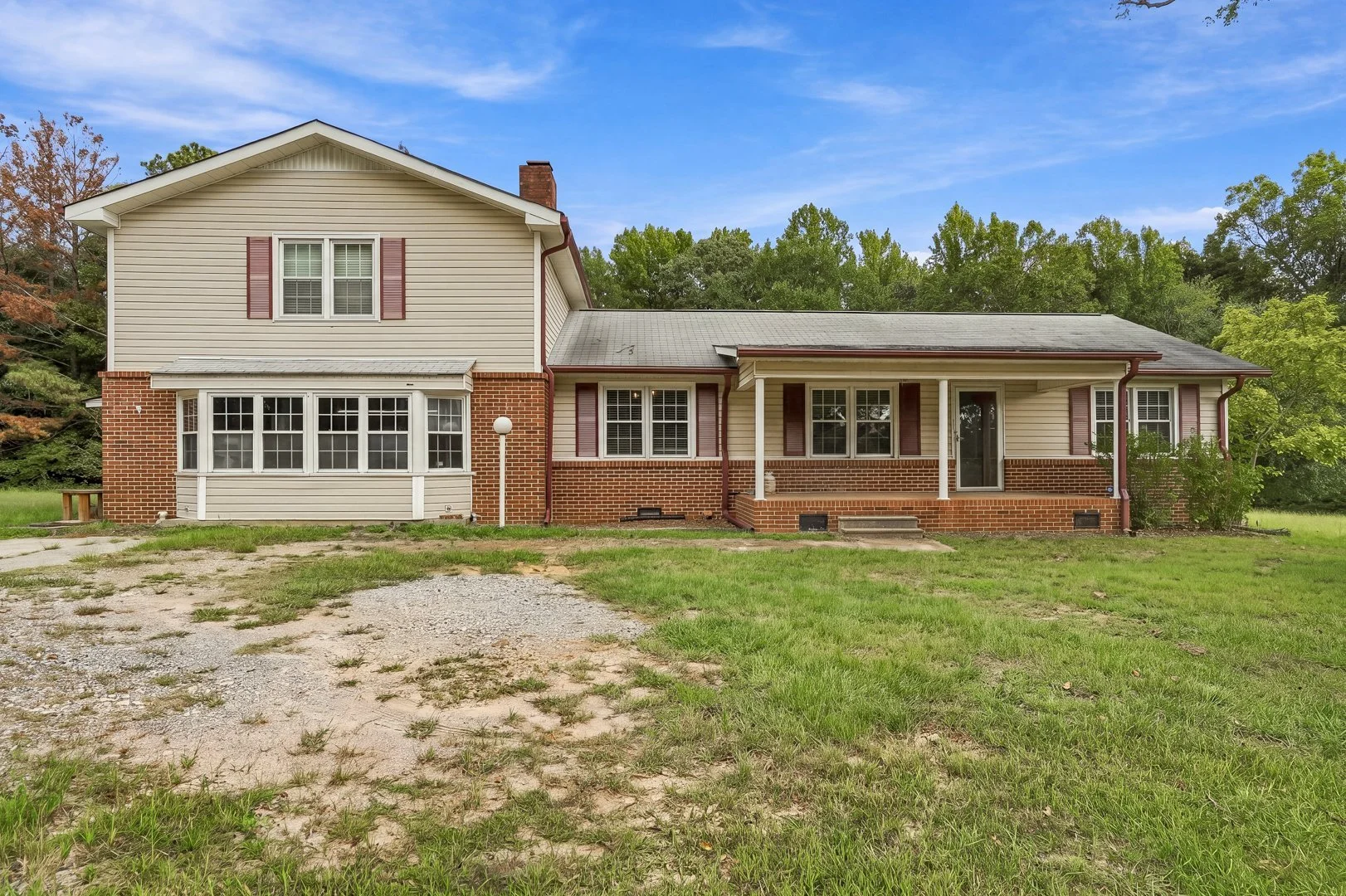 01-5110-macland-rd-front-exterior.jpg