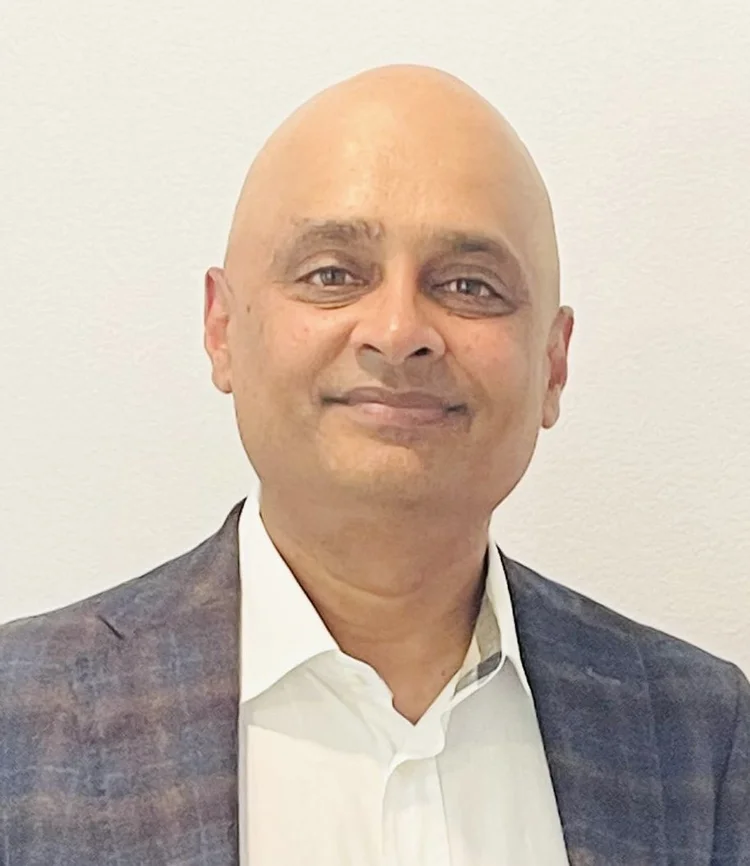 Santosh Padmagirison