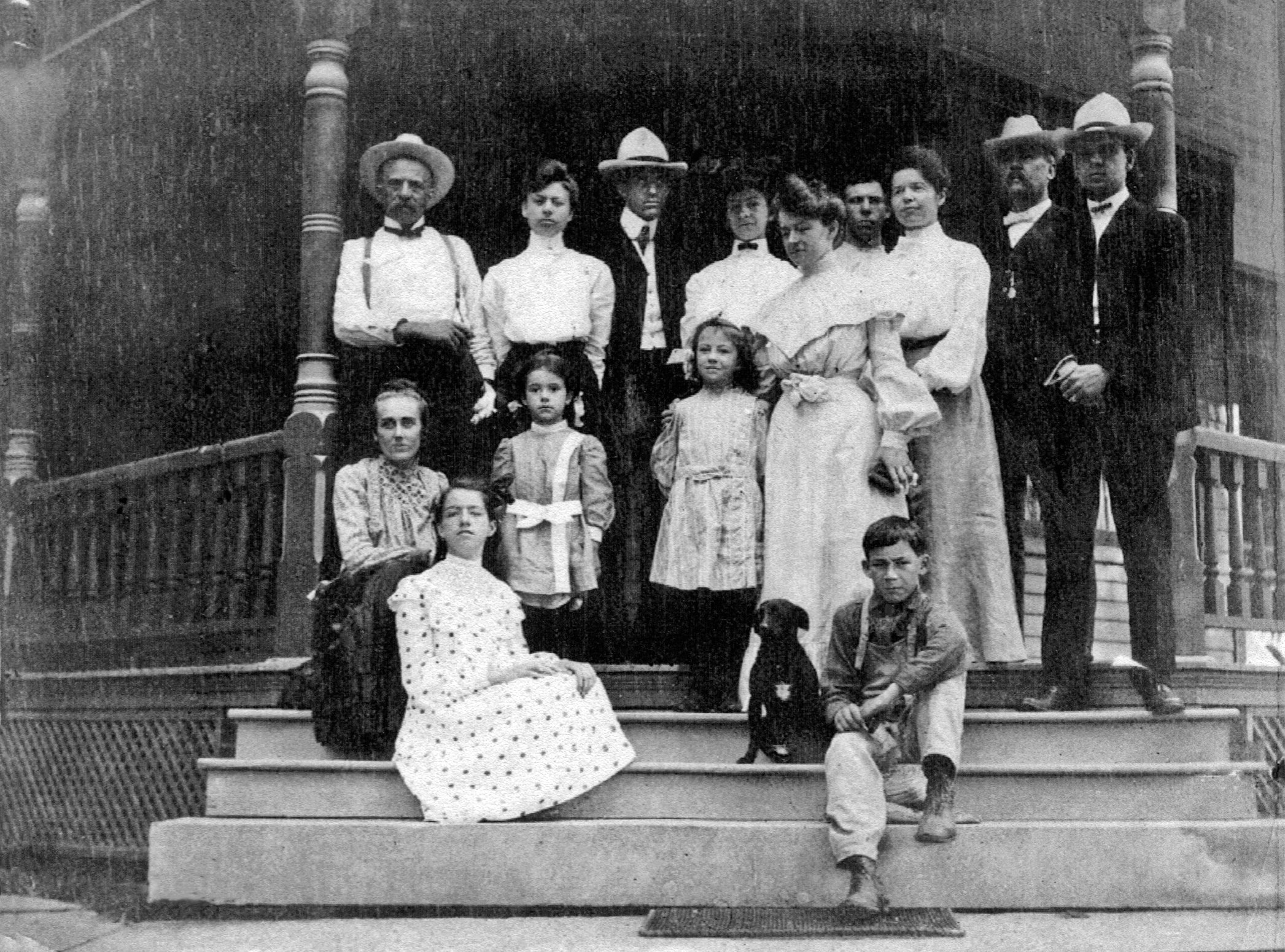 1900ish Gelvins1.jpg