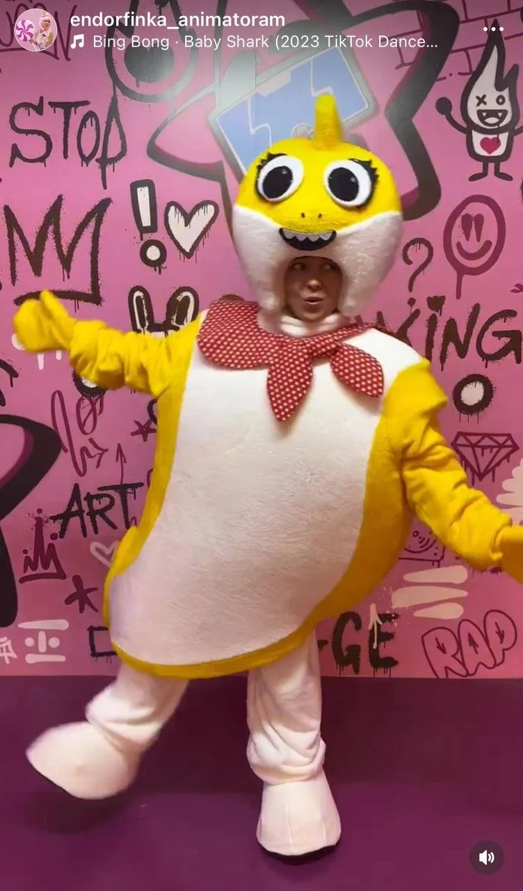 Yellow Dino kids toddlers birthday party characters new york
